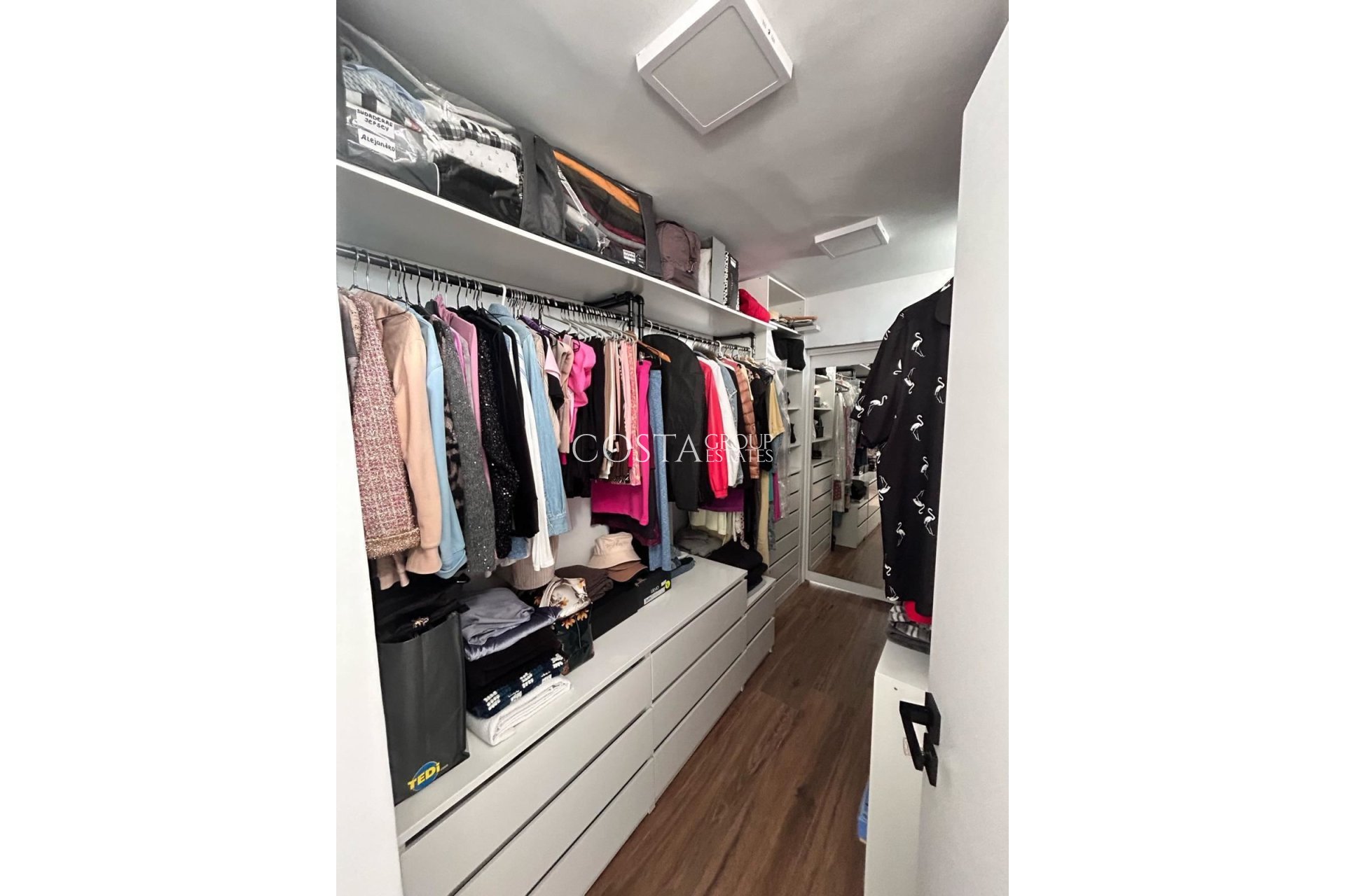 Wiederverkauf - Apartments -
Alicante City - Alicante City Centro