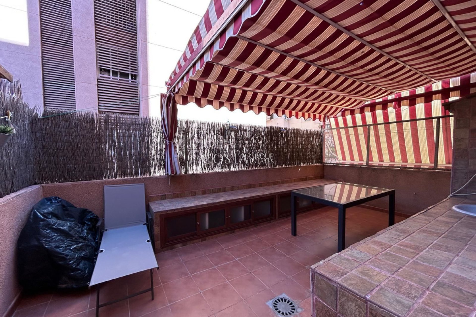 Wiederverkauf - Apartments -
Alicante City - Alicante City Centro