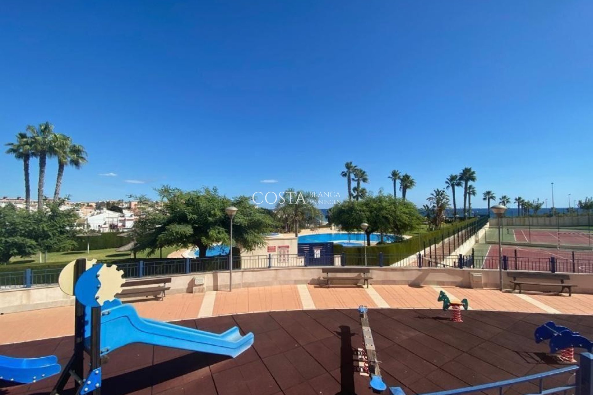 Wiederverkauf - Apartments -
Mil Palmeras