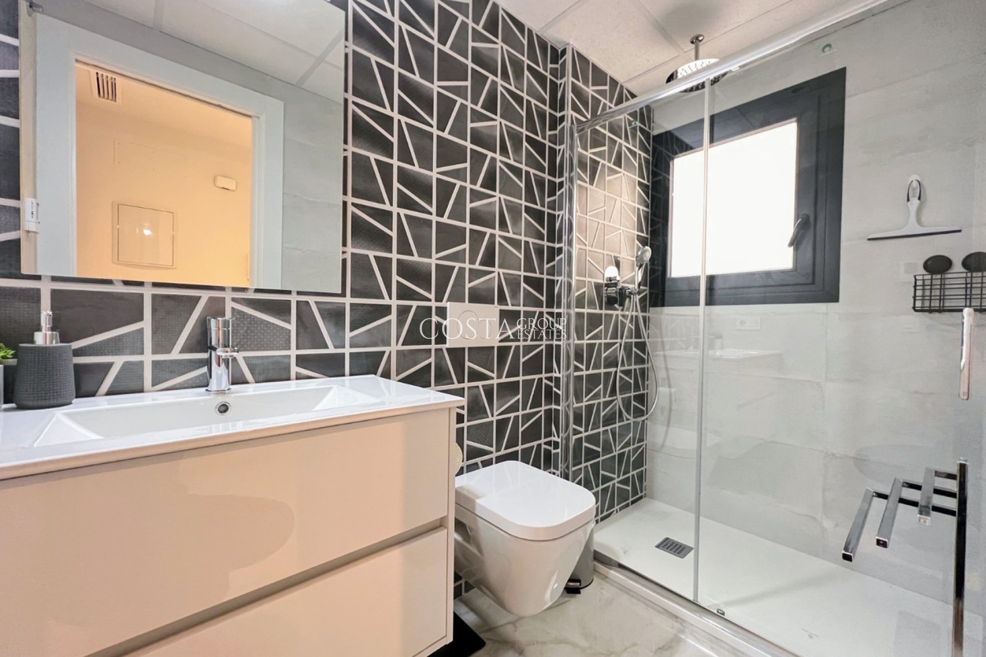 Wiederverkauf - Apartments -
Orihuela Costa - Los Altos