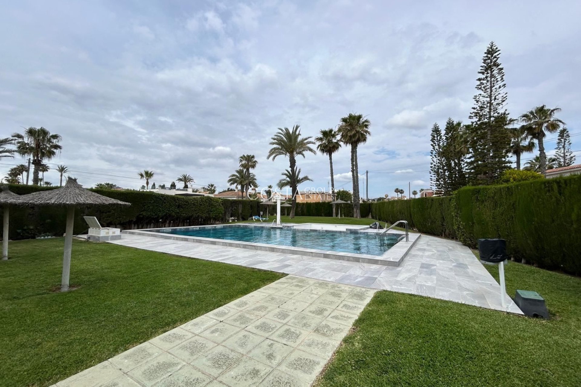 Wiederverkauf - Apartments -
Orihuela Costa - Playa Flamenca