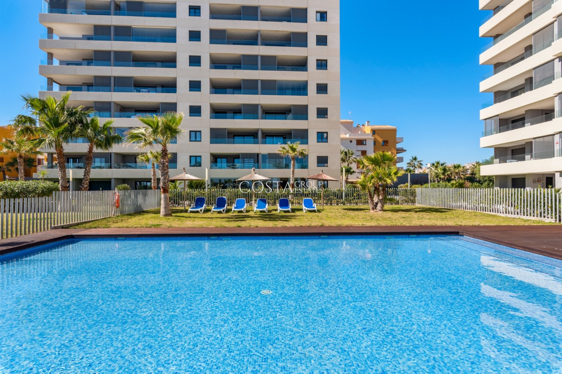 Wiederverkauf - Apartments -
Orihuela Costa - Punta Prima