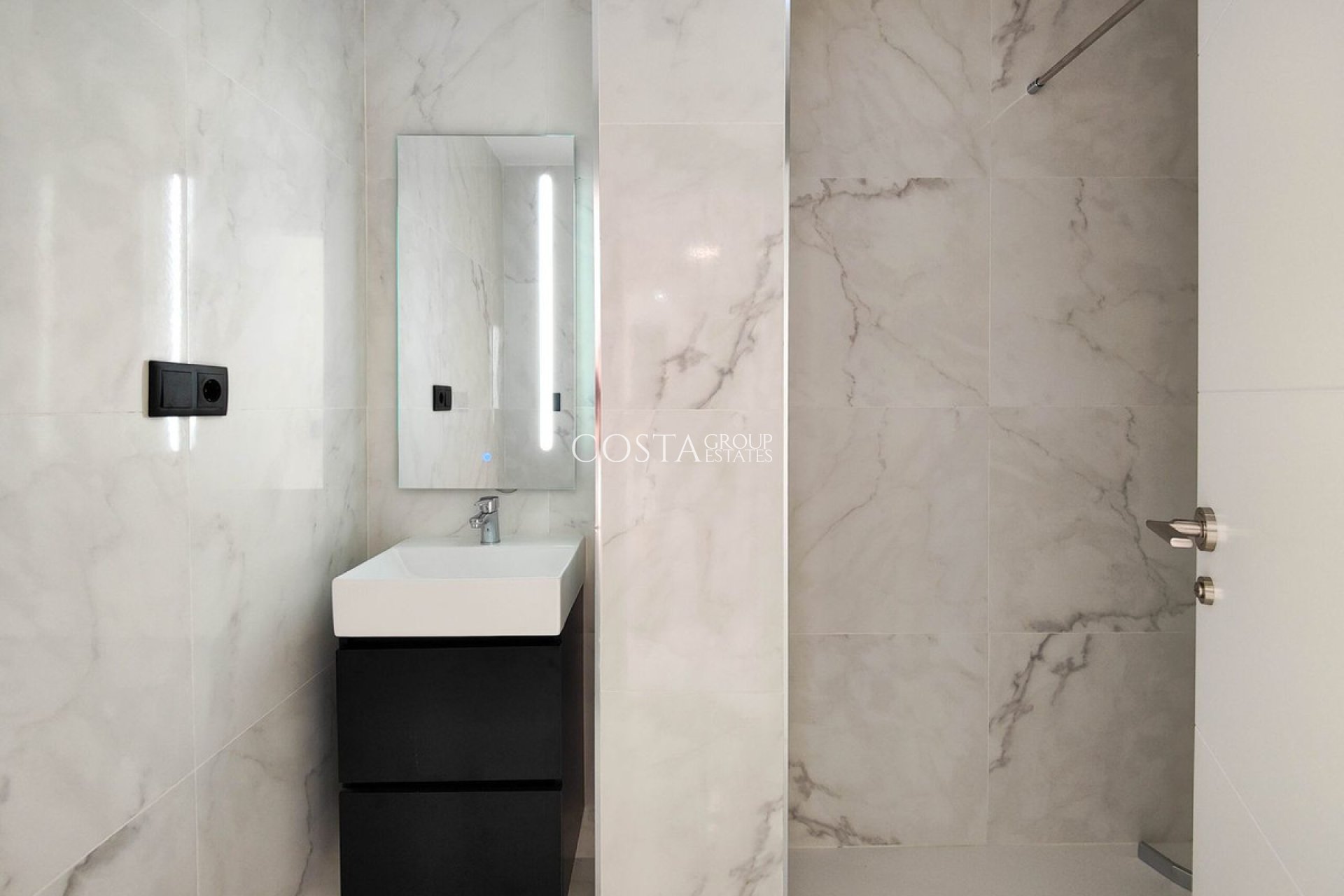 Wiederverkauf - Apartments -
Orihuela Costa - Punta Prima