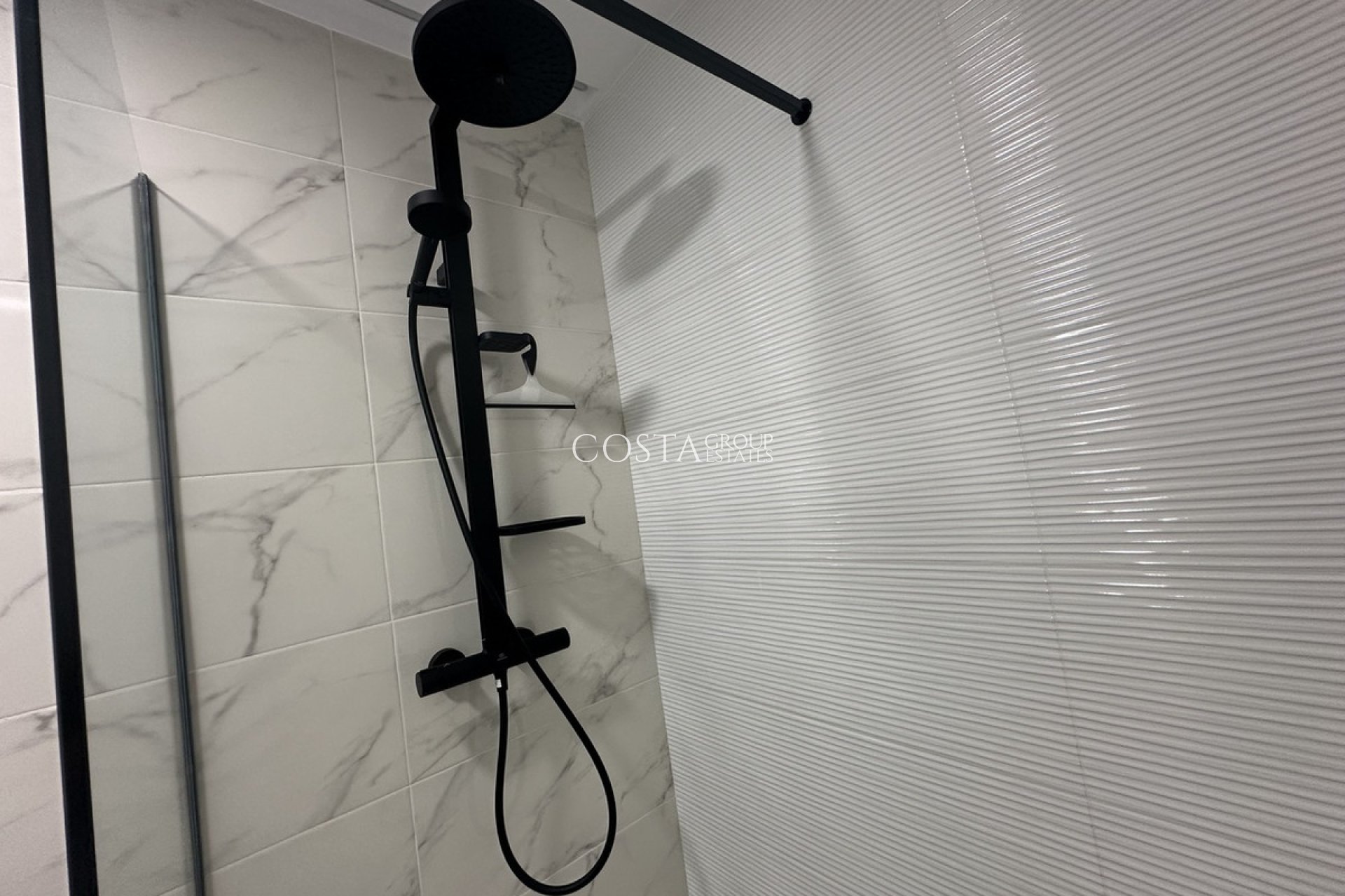 Wiederverkauf - Apartments -
Orihuela Costa - Punta Prima