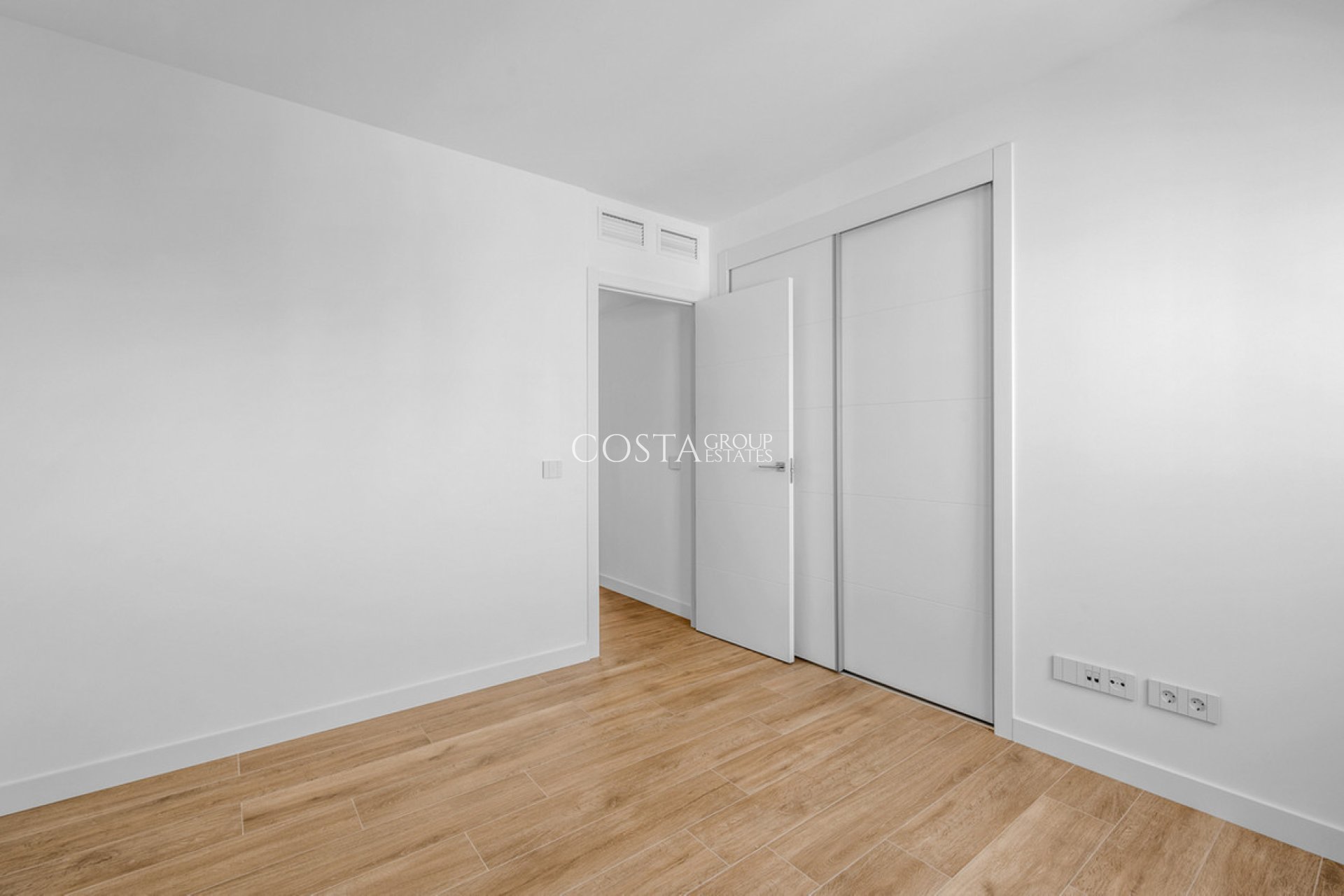 Wiederverkauf - Apartments -
Orihuela Costa - Punta Prima