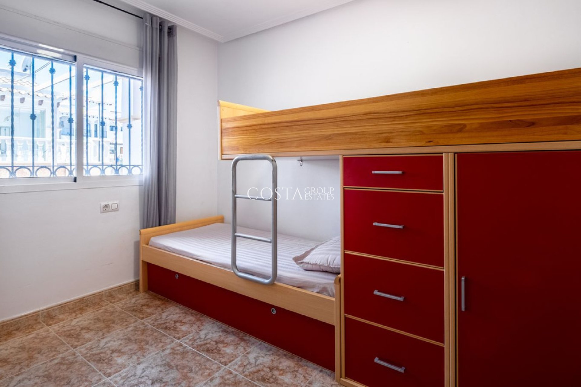 Wiederverkauf - Apartments -
Orihuela Costa - Punta Prima