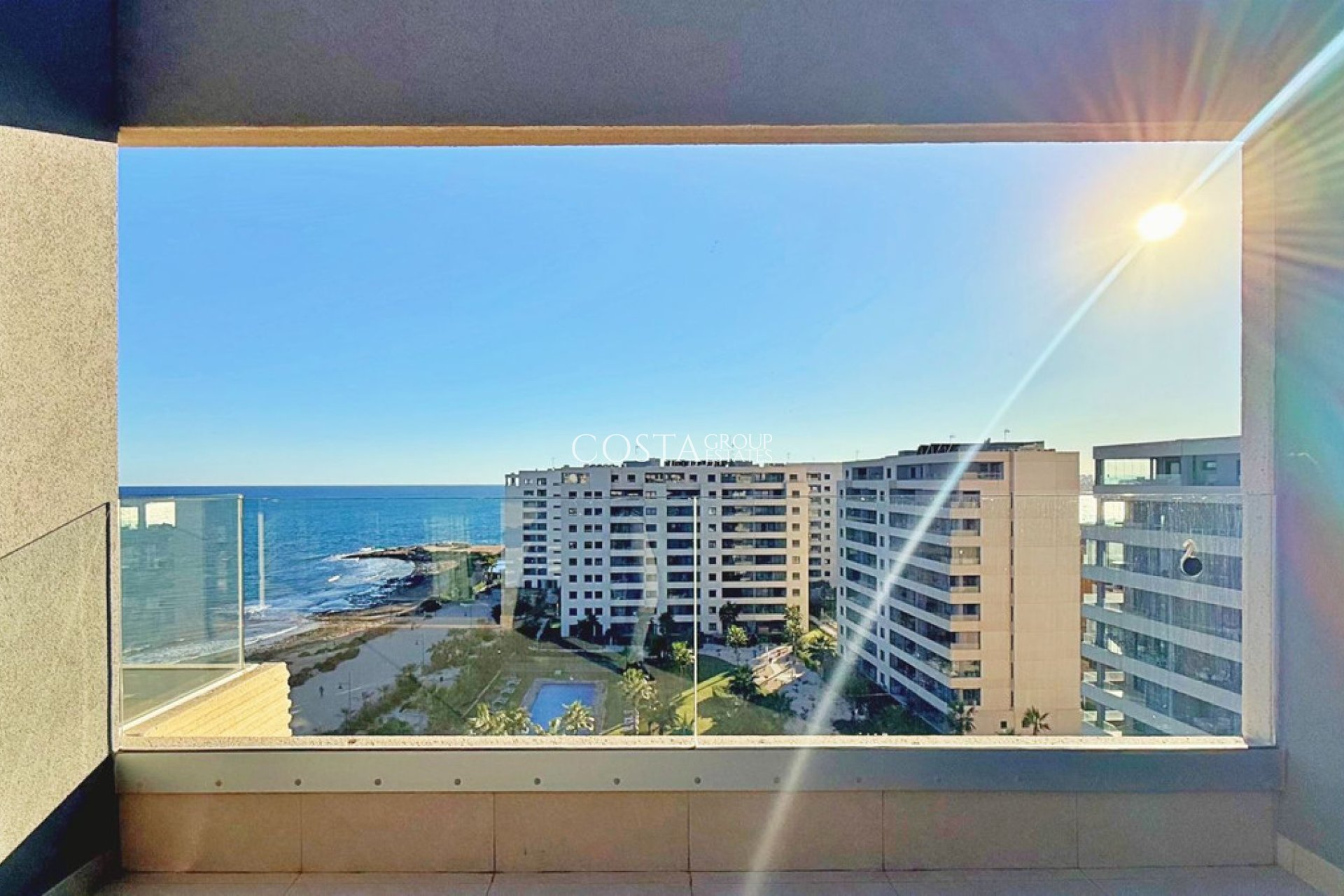 Wiederverkauf - Apartments -
Orihuela Costa - Punta Prima