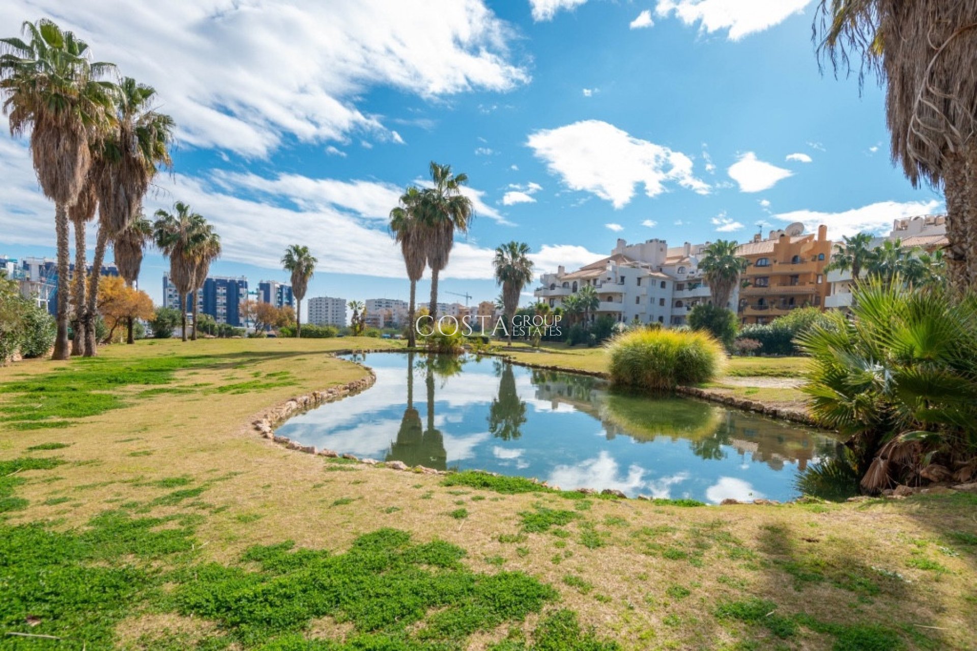 Wiederverkauf - Apartments -
Orihuela Costa - Punta Prima