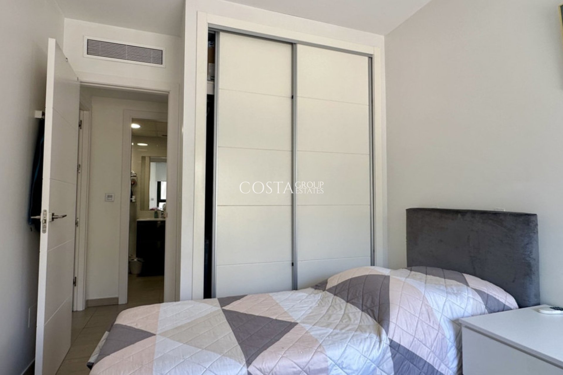 Wiederverkauf - Apartments -
Orihuela Costa - Punta Prima