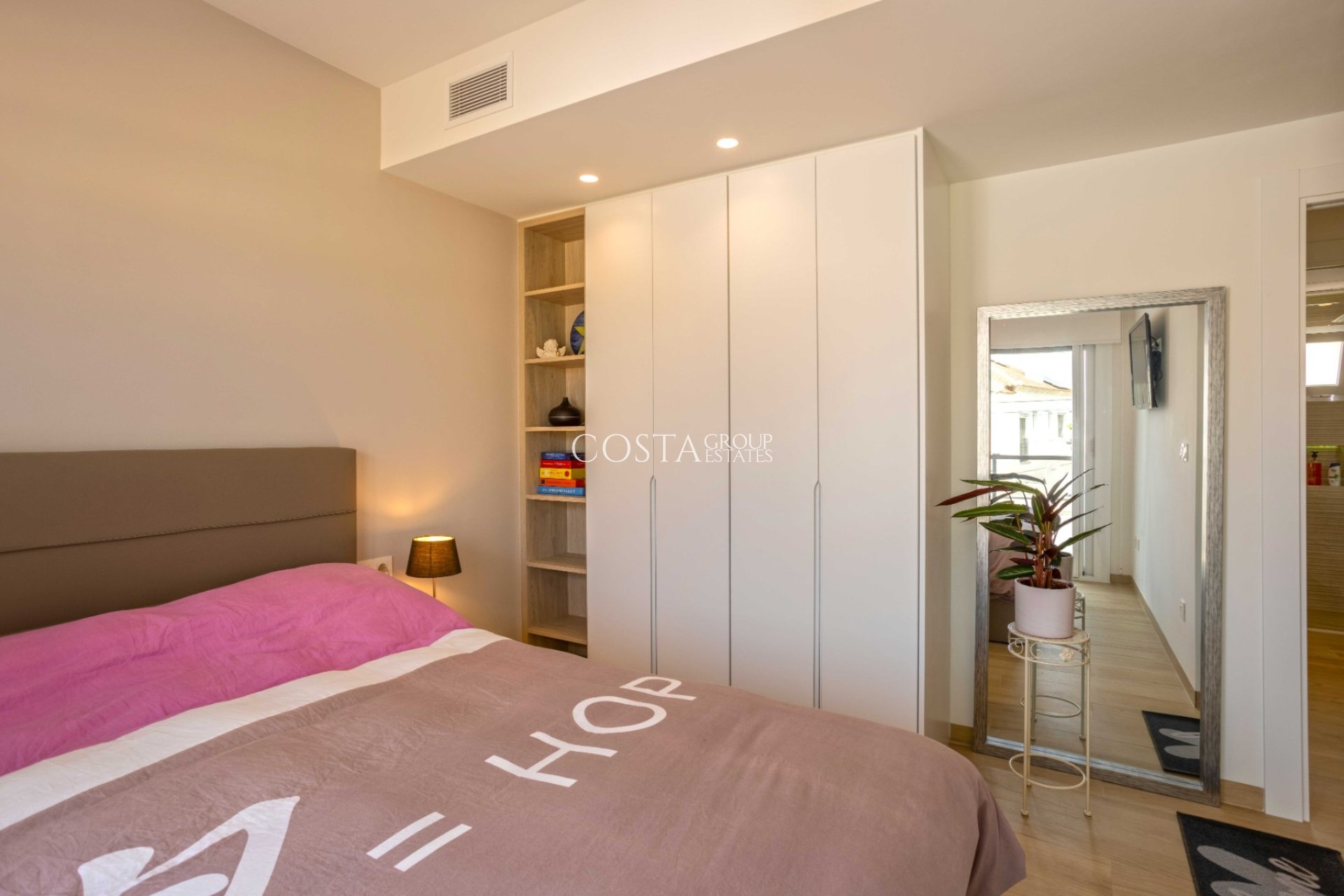 Wiederverkauf - Apartments -
Orihuela Costa - Villamartín