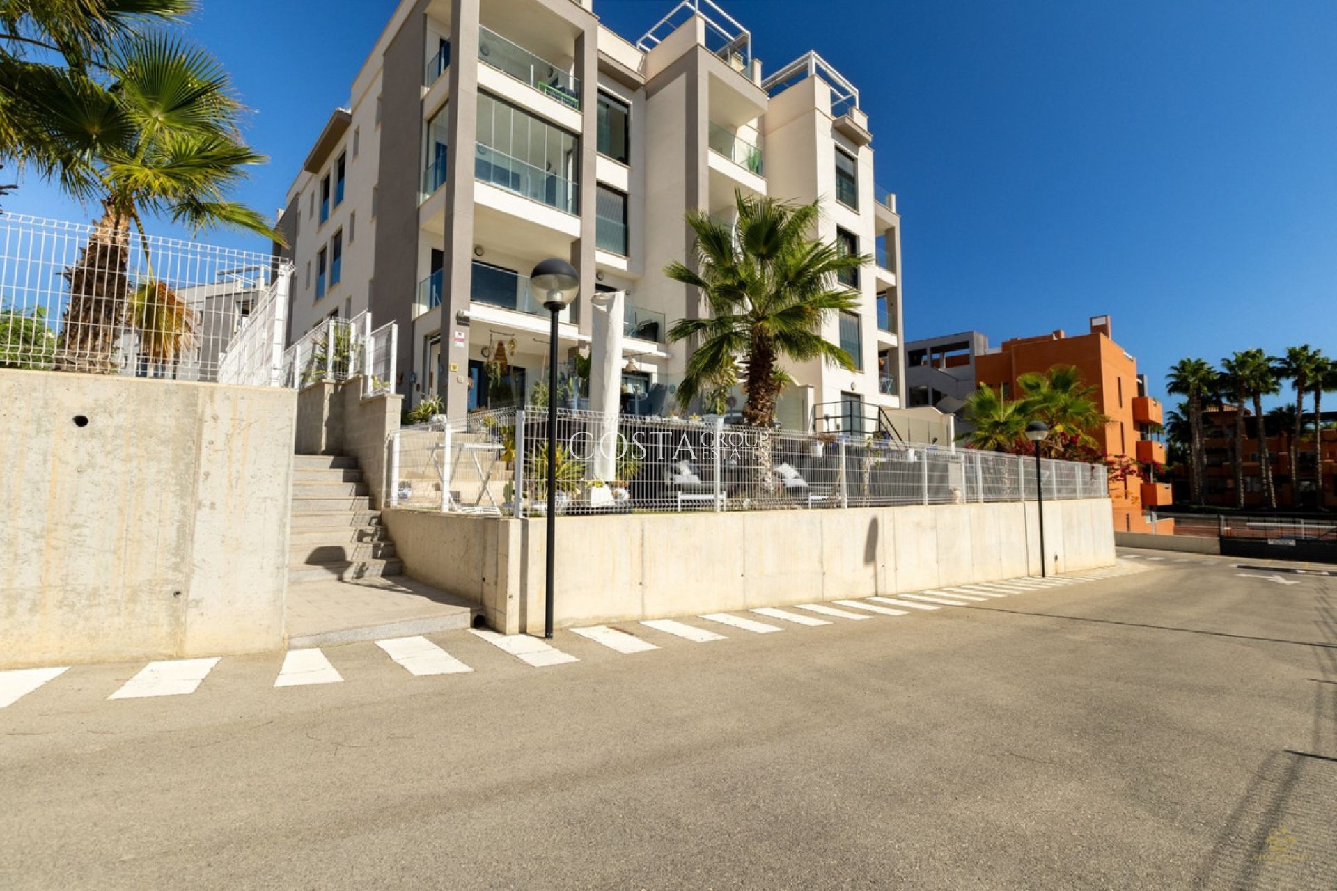 Wiederverkauf - Apartments -
Orihuela Costa - Villamartin