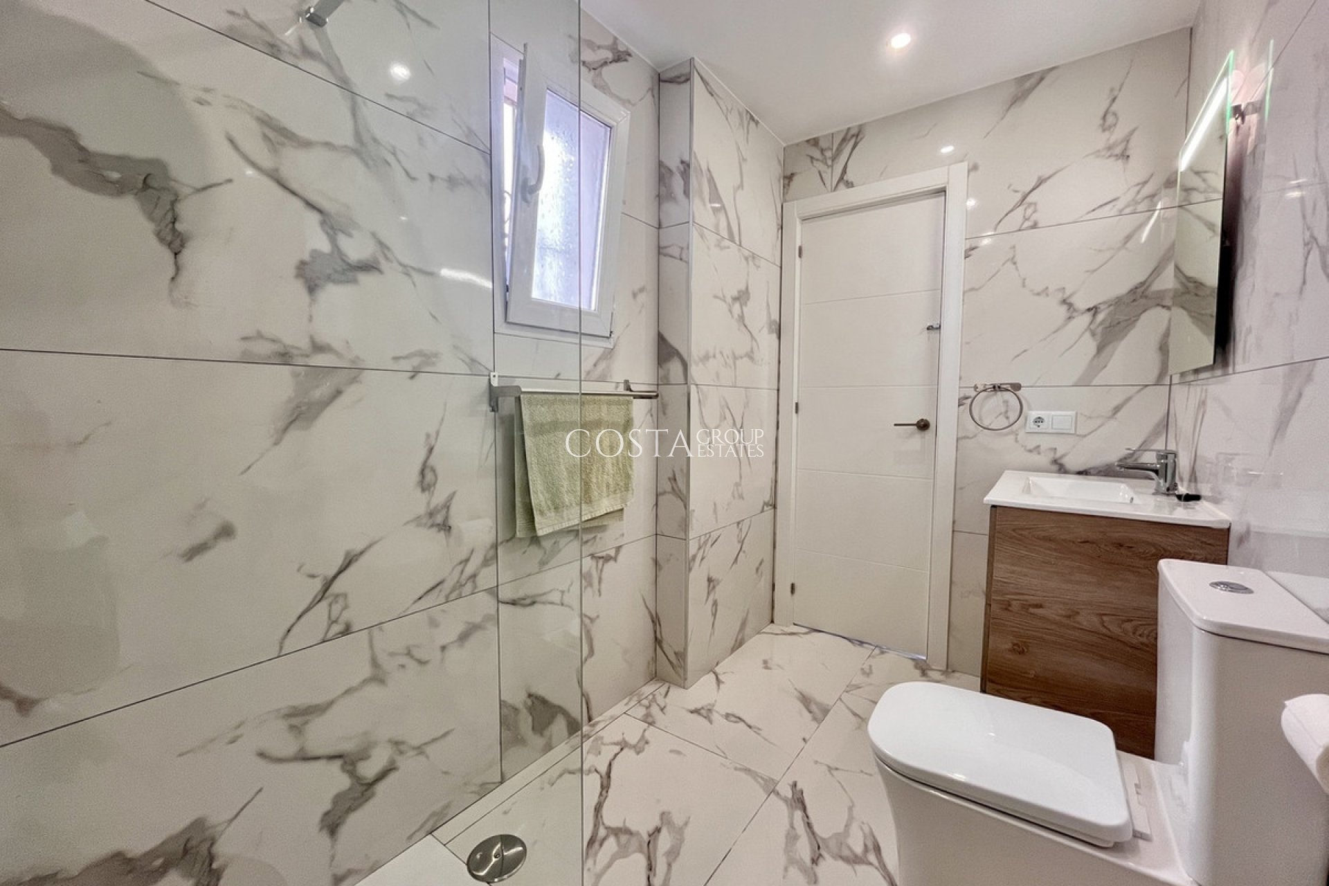 Wiederverkauf - Apartments -
Orihuela Costa - Villamartin