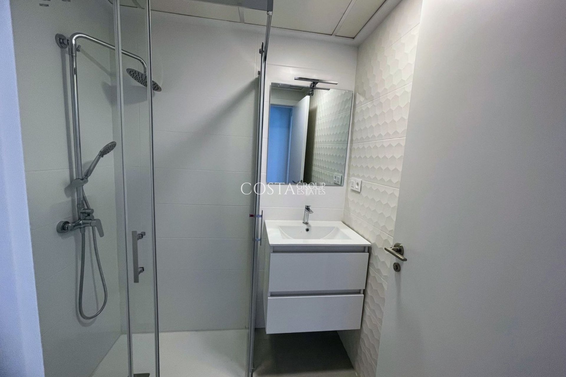 Wiederverkauf - Apartments -
Orihuela Costa - Villamartin