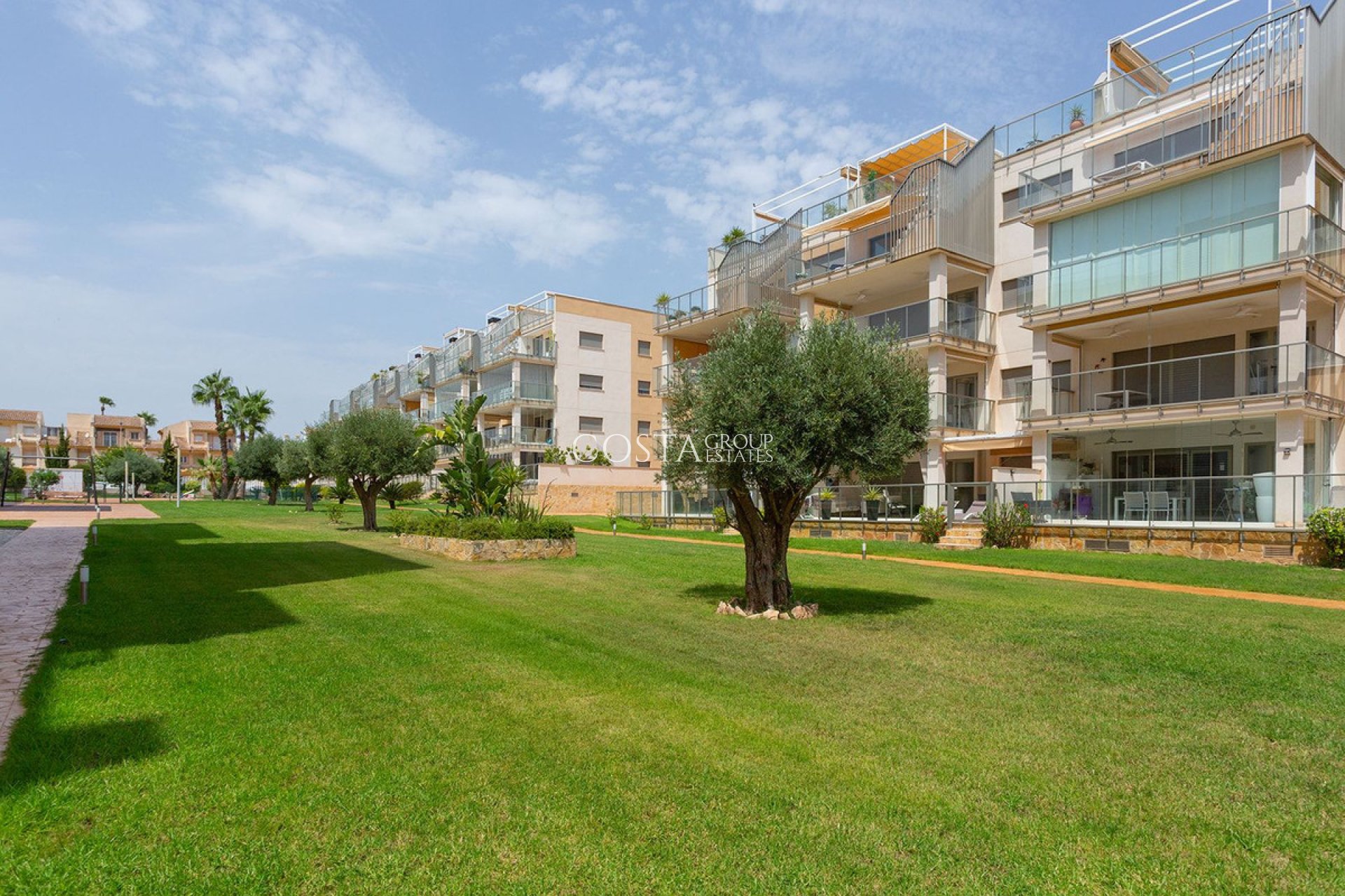 Wiederverkauf - Apartments -
Orihuela Costa - Villamartin