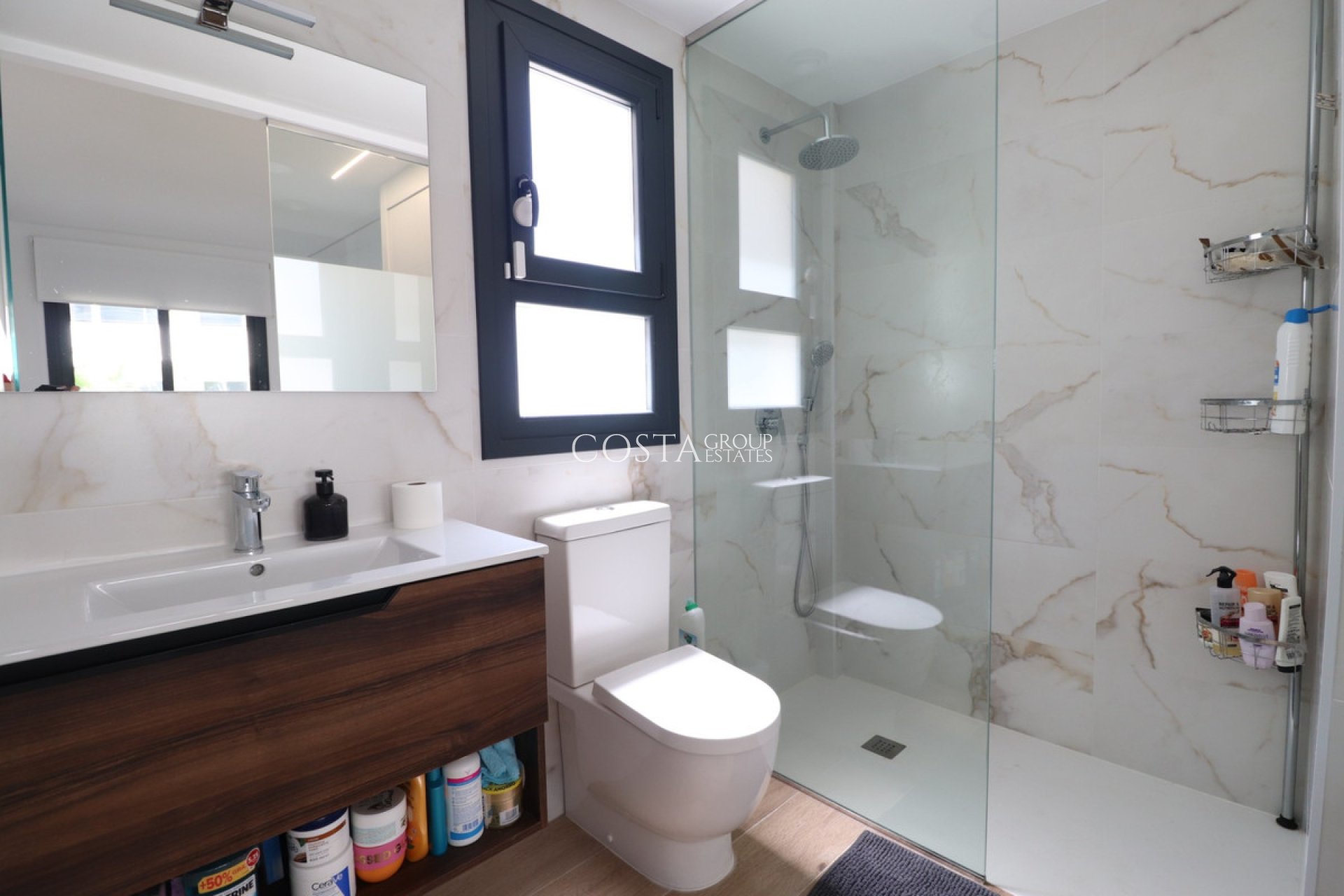 Wiederverkauf - Apartments -
Orihuela Costa - Villamartin