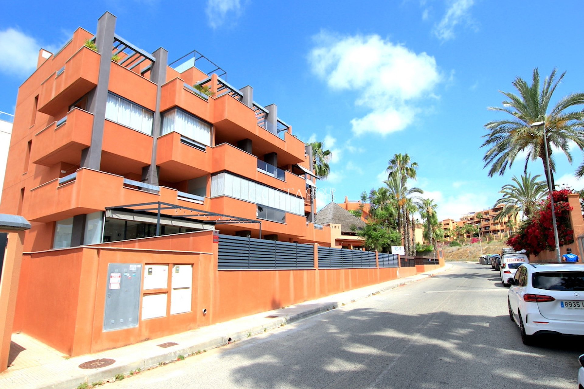 Wiederverkauf - Apartments -
Orihuela - Villamartin
