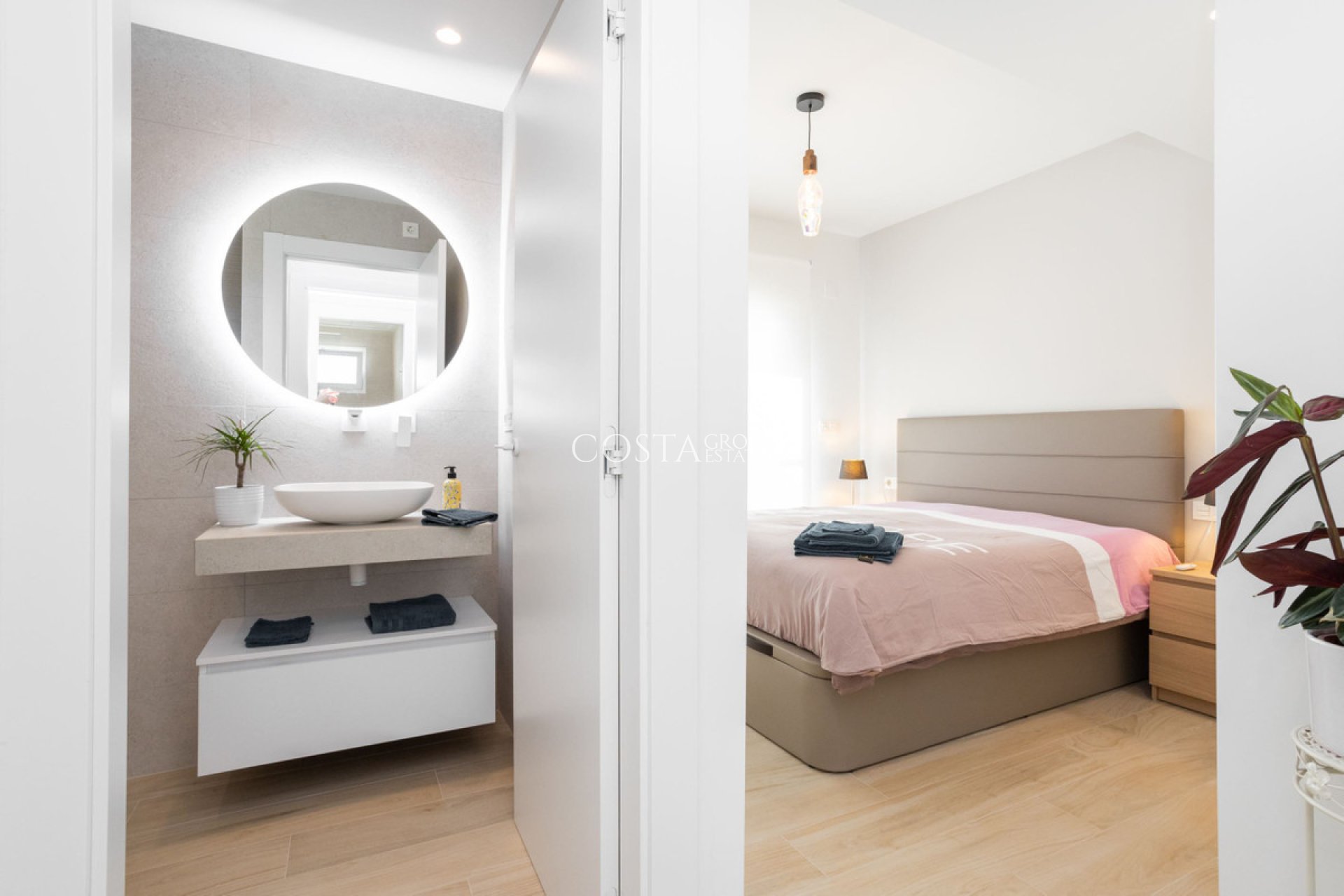 Wiederverkauf - Apartments -
Orihuela - Villamartin