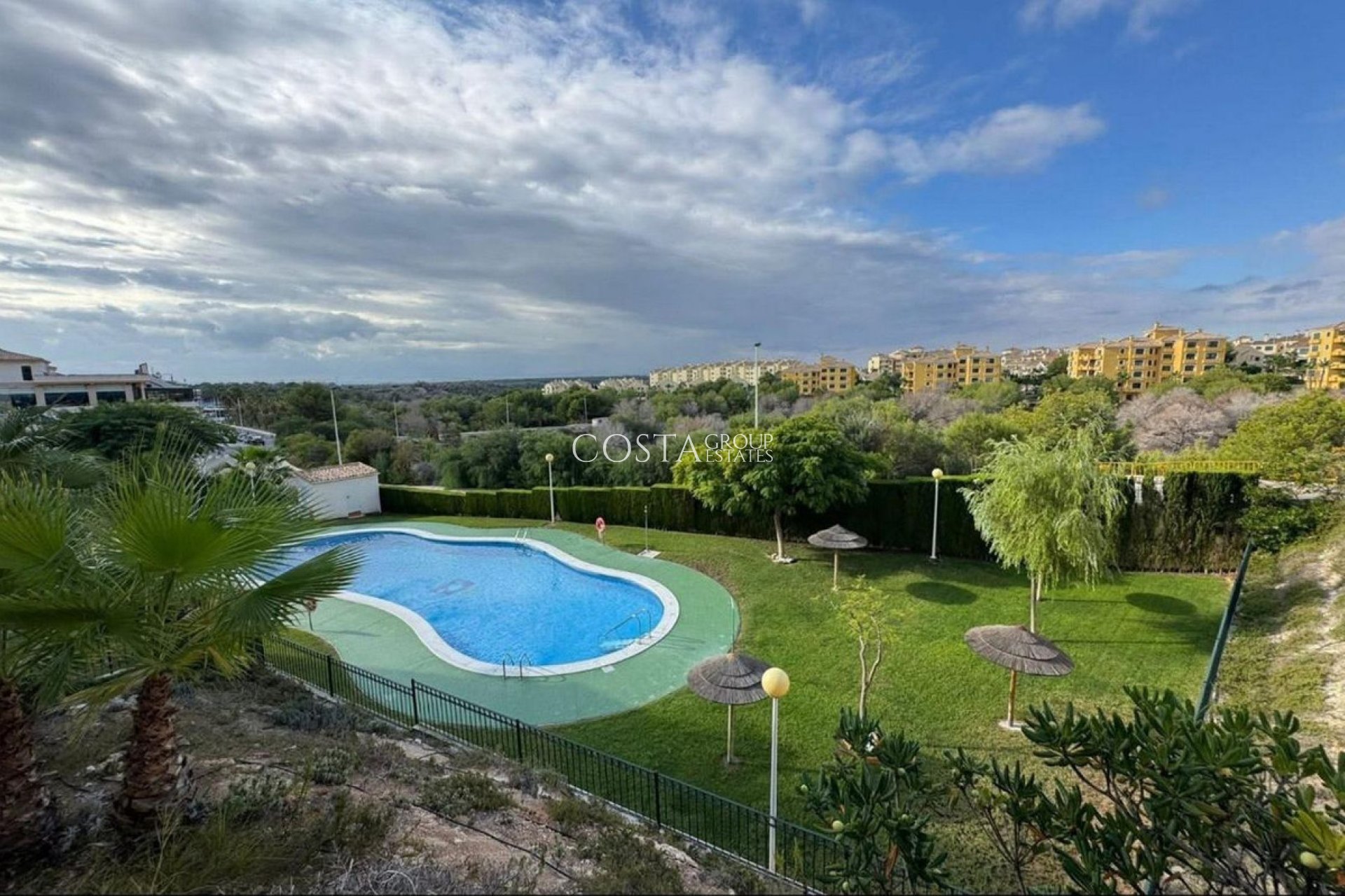 Wiederverkauf - Apartments -
Orihuela - Villamartin