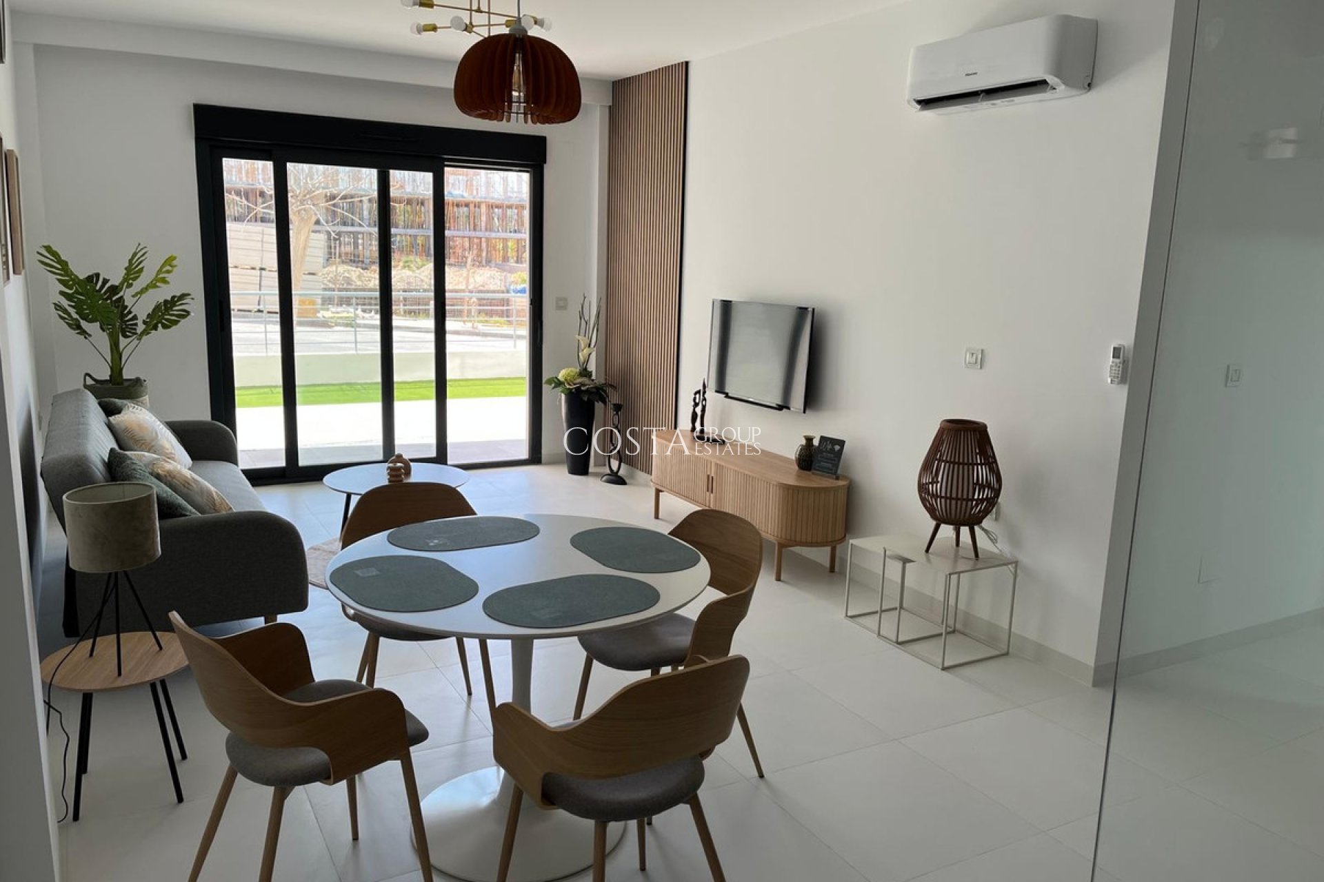 Wiederverkauf - Apartments -
San Miguel de Salinas - San Miguel de Salinas Centro