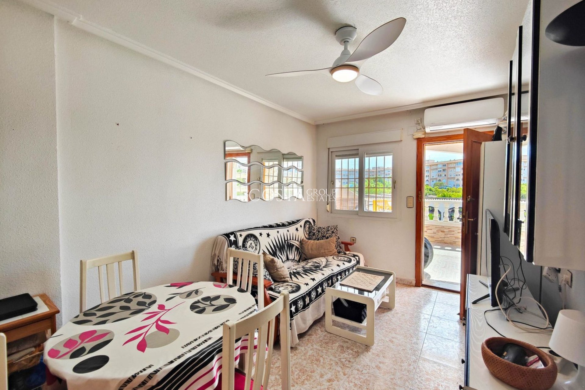 Wiederverkauf - Apartments -
Torrevieja - El Acequión - Los Náufragos