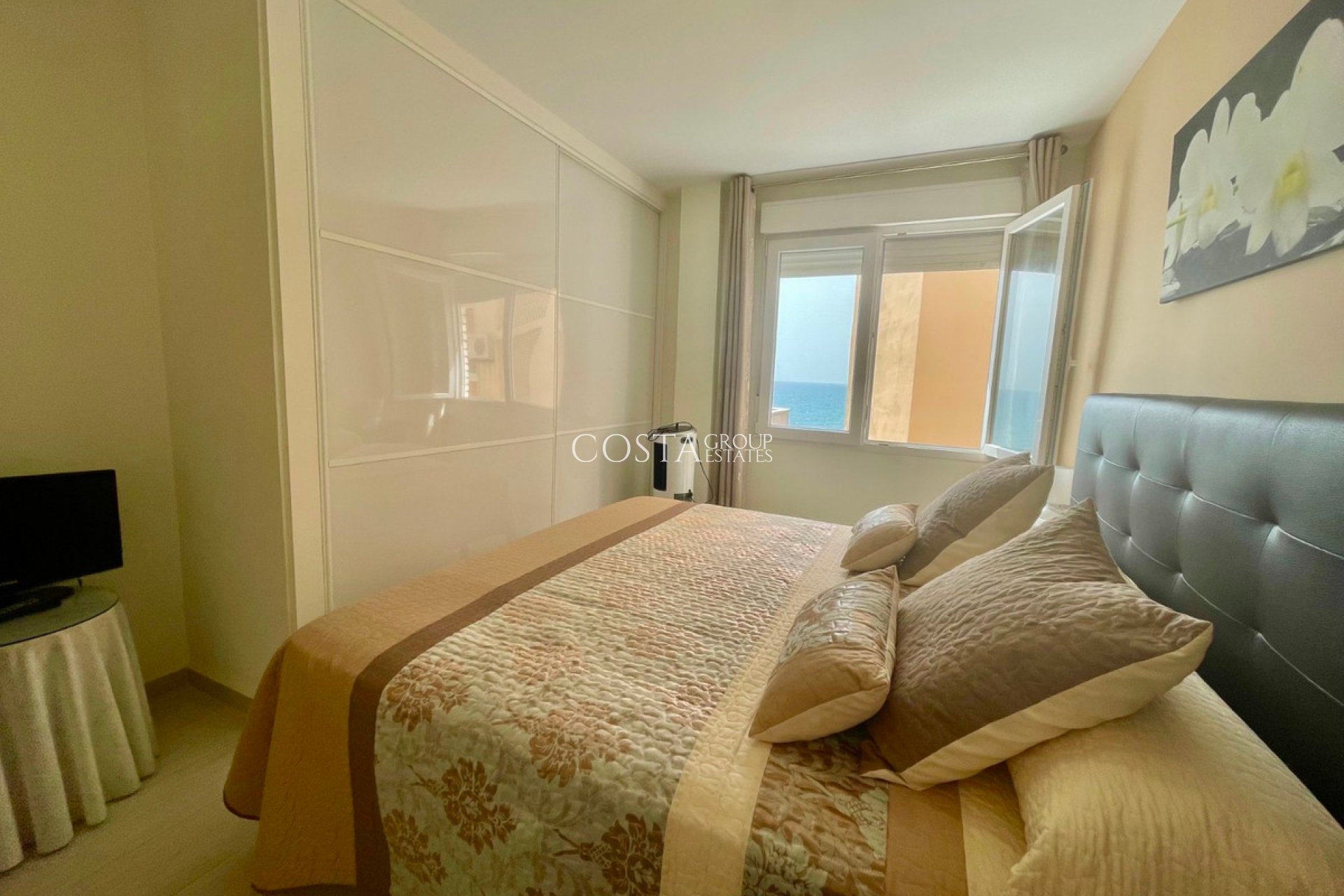 Wiederverkauf - Apartments -
Torrevieja - Playa del Cura