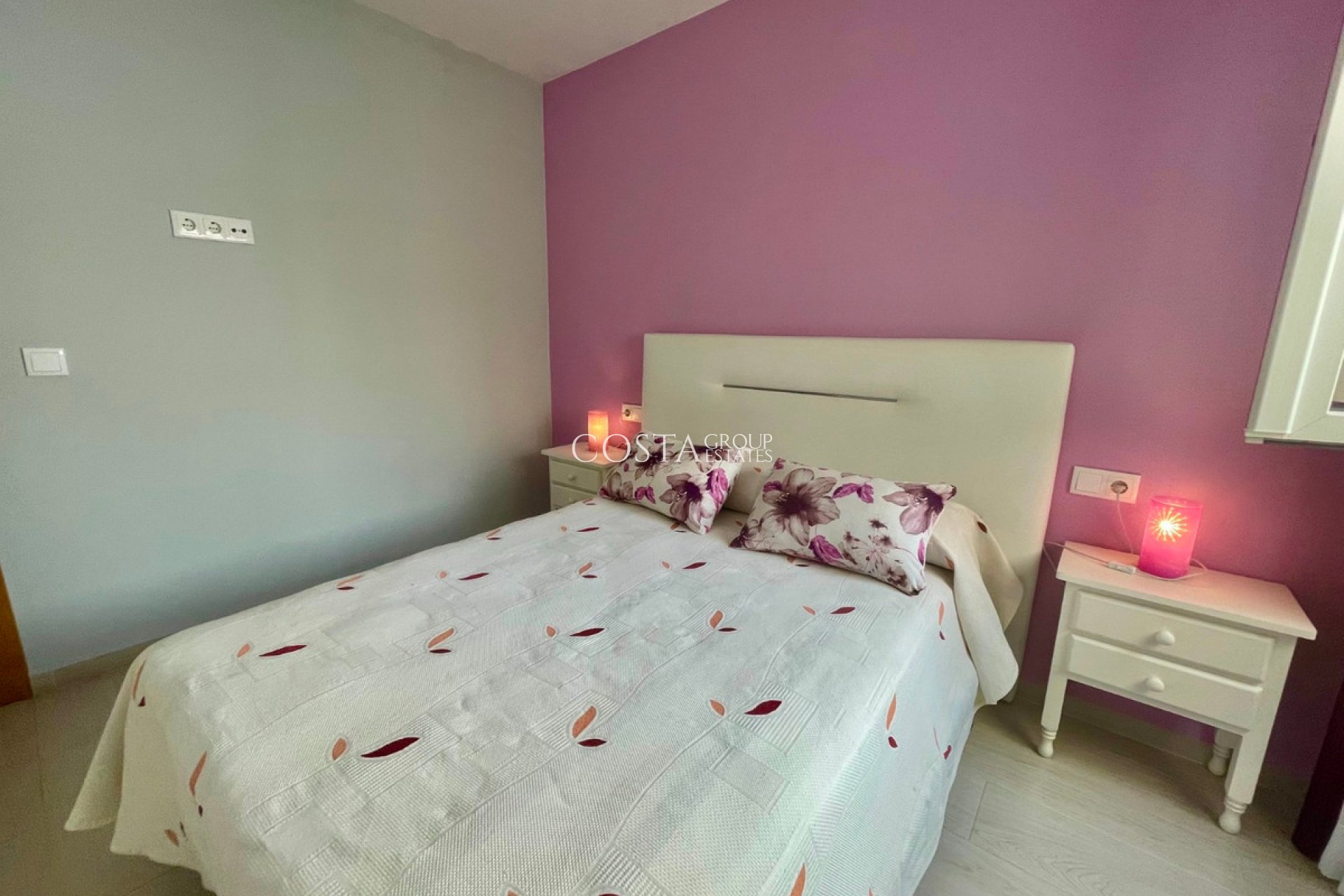 Wiederverkauf - Apartments -
Torrevieja - Playa del Cura