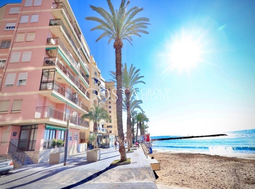 Wiederverkauf - Apartments -
Torrevieja - Playa del Cura