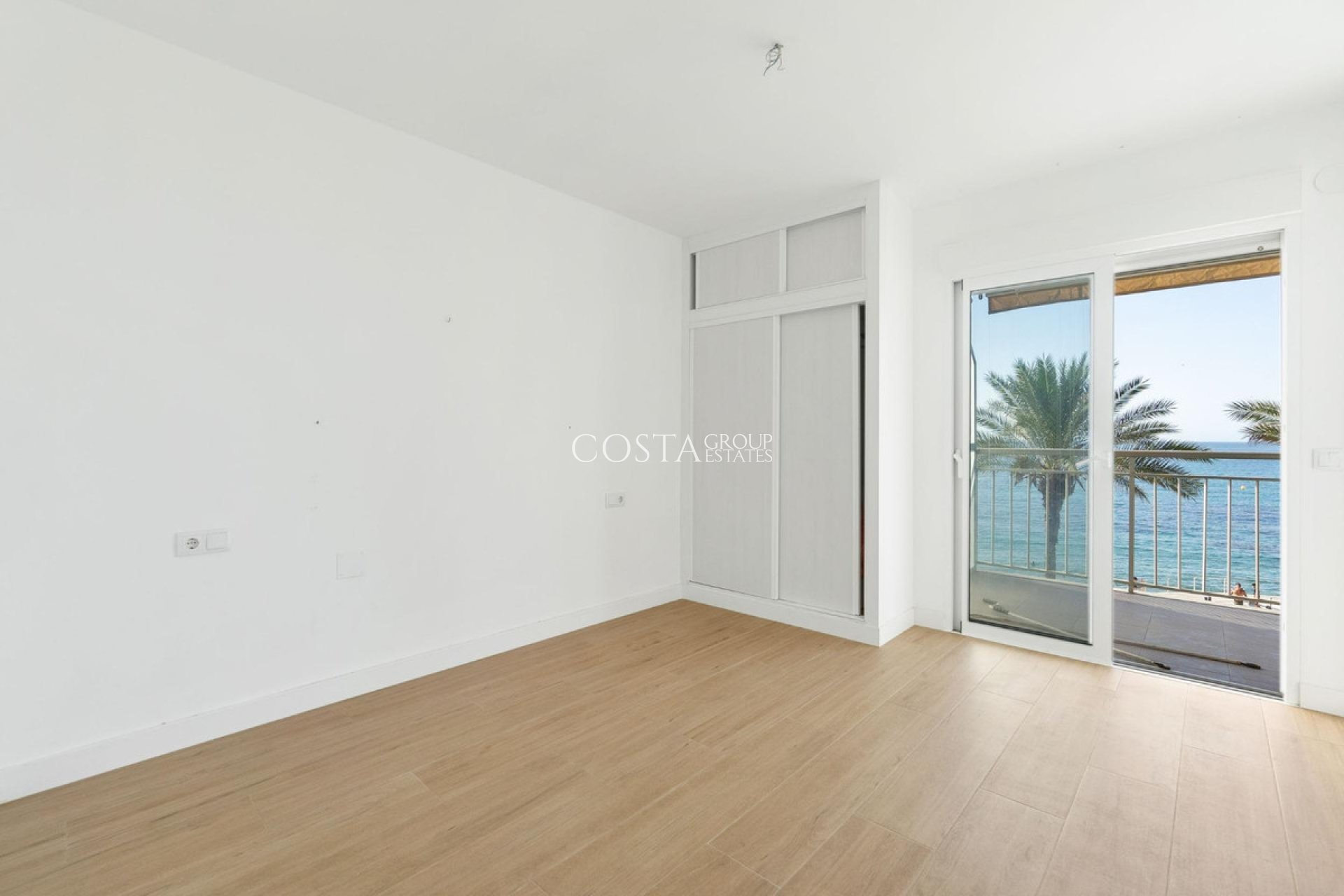 Wiederverkauf - Apartments -
Torrevieja - Playa del Cura