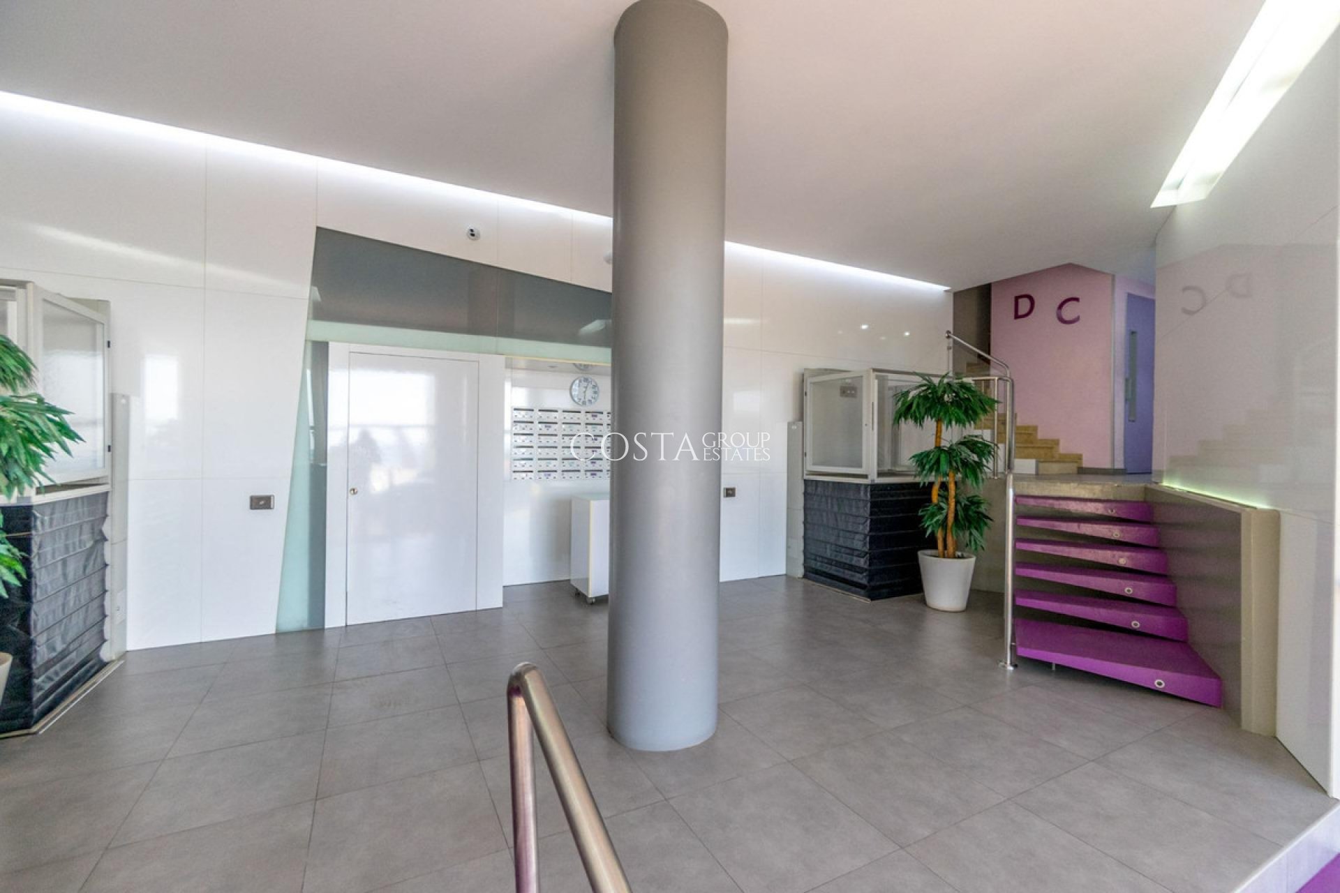Wiederverkauf - Apartments -
Torrevieja - Playa del Cura