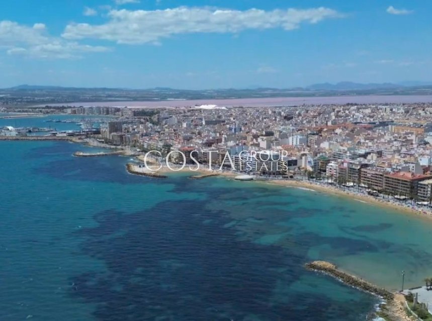 Wiederverkauf - Apartments -
Torrevieja - Playa del Cura