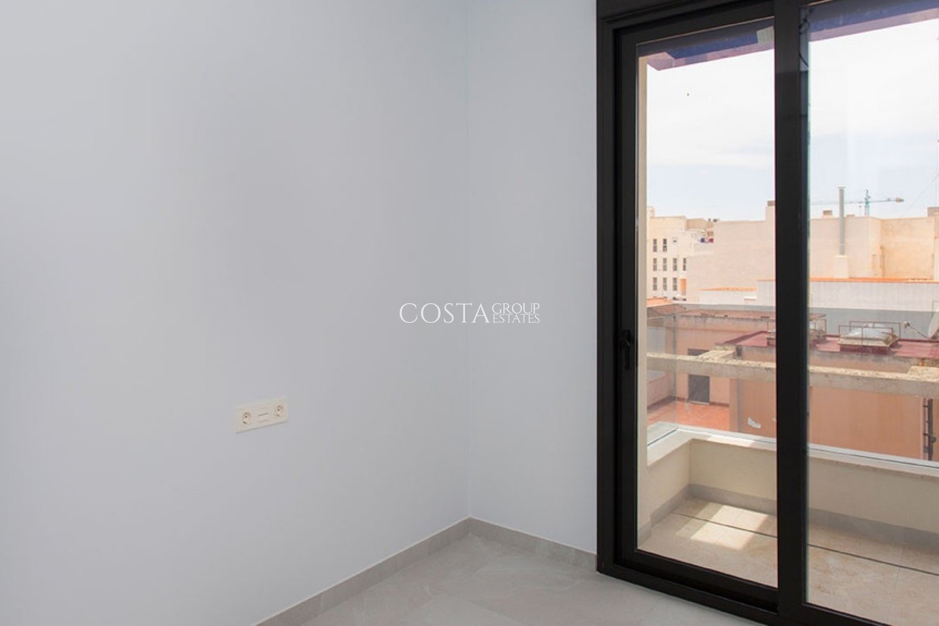 Wiederverkauf - Apartments -
Torrevieja - Playa del Cura