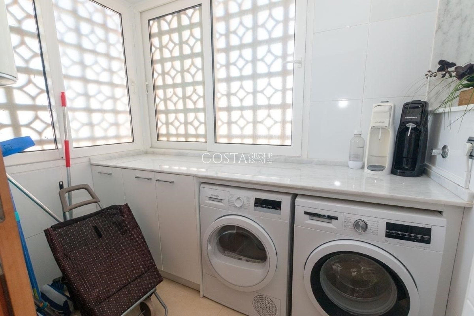 Wiederverkauf - Apartments -
Torrevieja - Playa del Cura