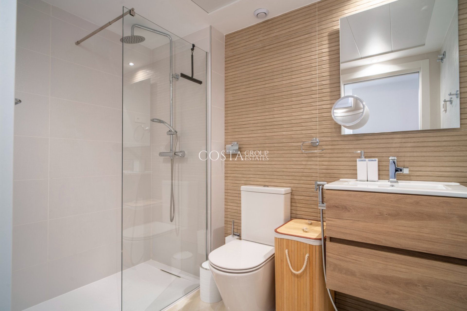 Wiederverkauf - Apartments -
Torrevieja - Punta Prima