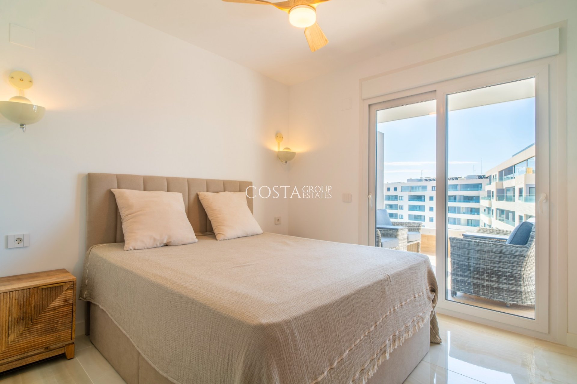 Wiederverkauf - Apartments -
Torrevieja - Punta Prima