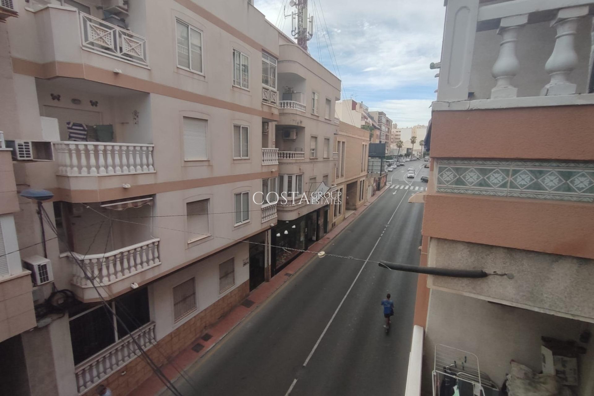 Wiederverkauf - Apartments -
Torrevieja - Torrevieja Centro