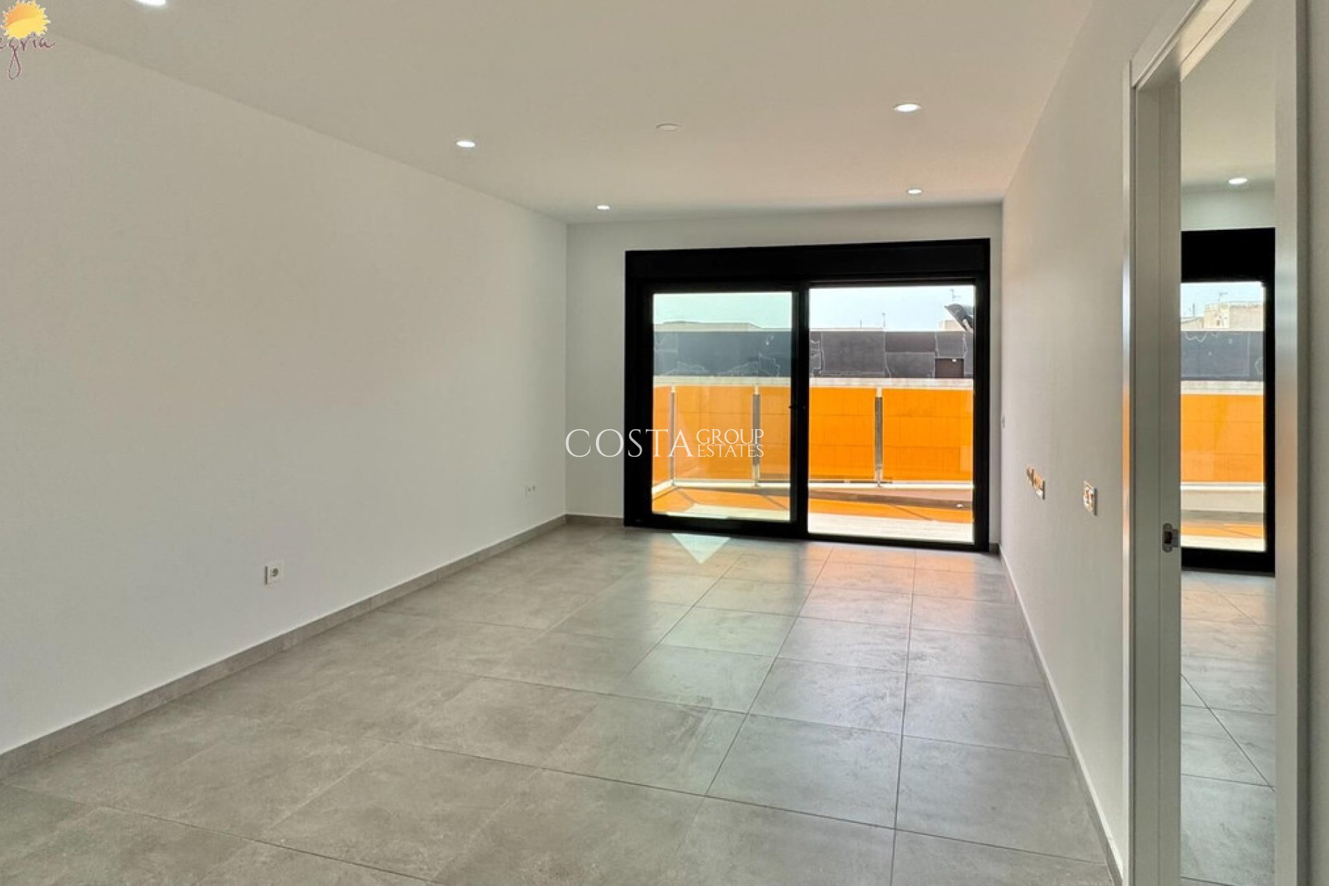 Wiederverkauf - Apartments -
Torrevieja - Torrevieja Centro