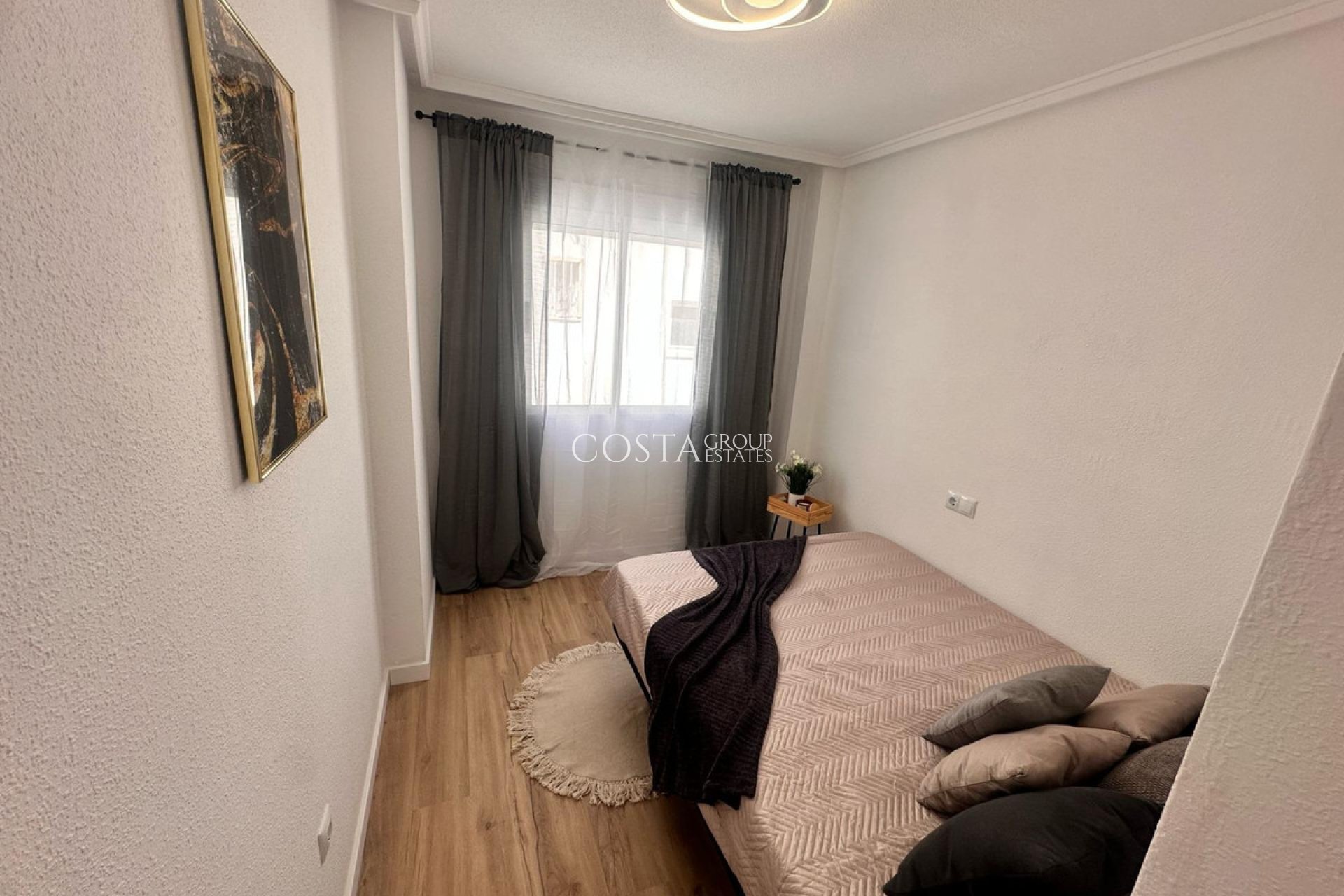 Wiederverkauf - Apartments -
Torrevieja - Torrevieja Centro