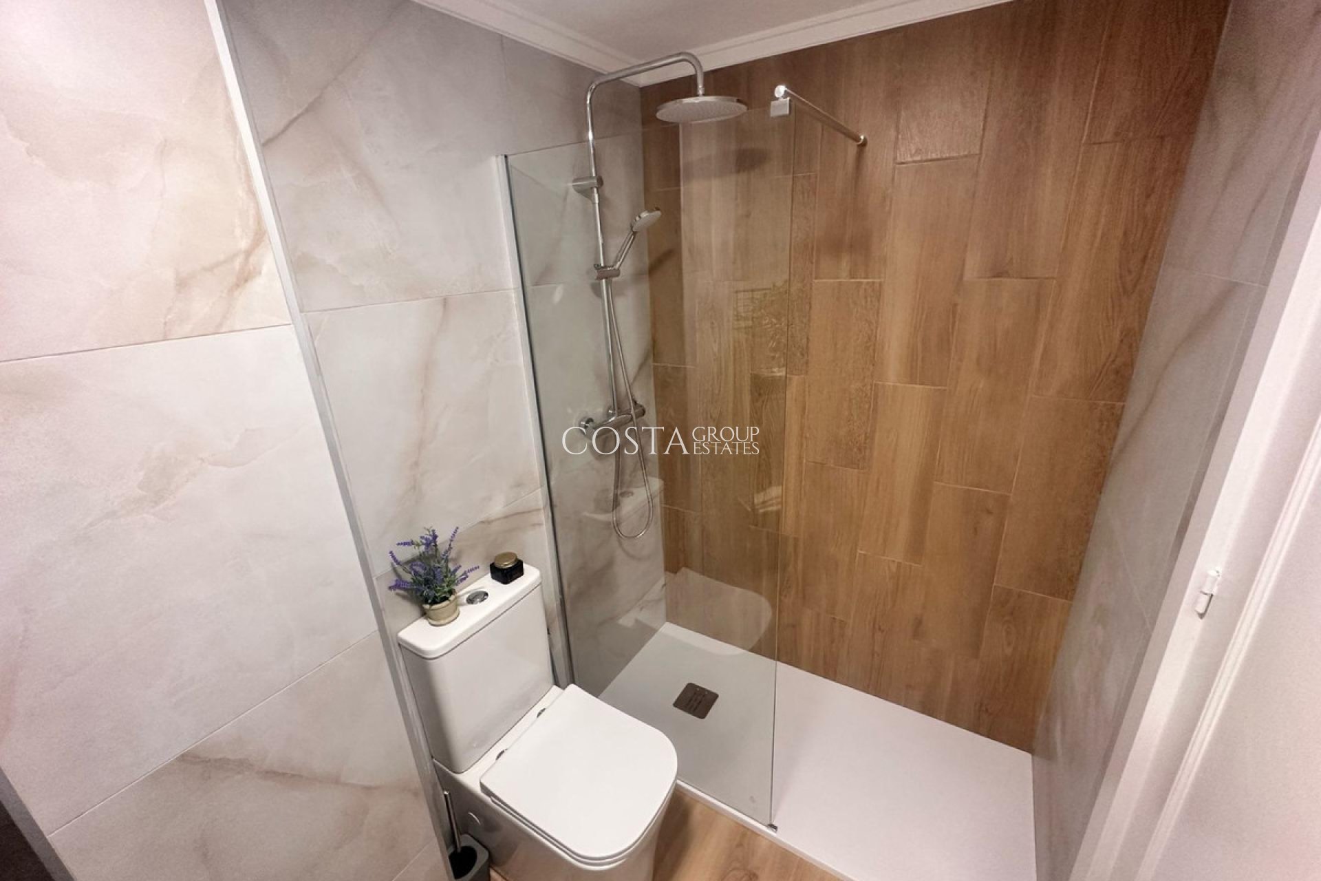 Wiederverkauf - Apartments -
Torrevieja - Torrevieja Centro