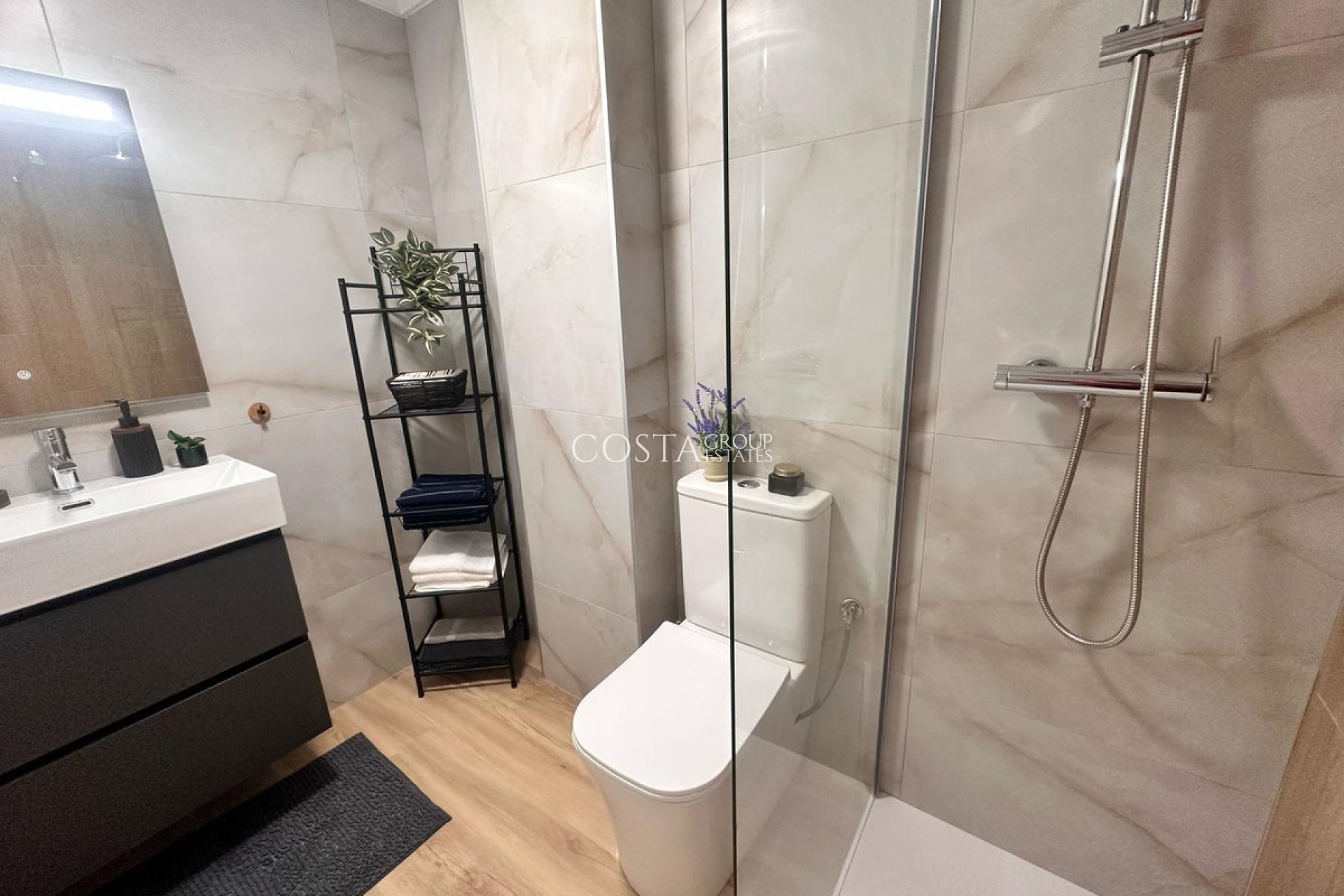 Wiederverkauf - Apartments -
Torrevieja - Torrevieja Centro