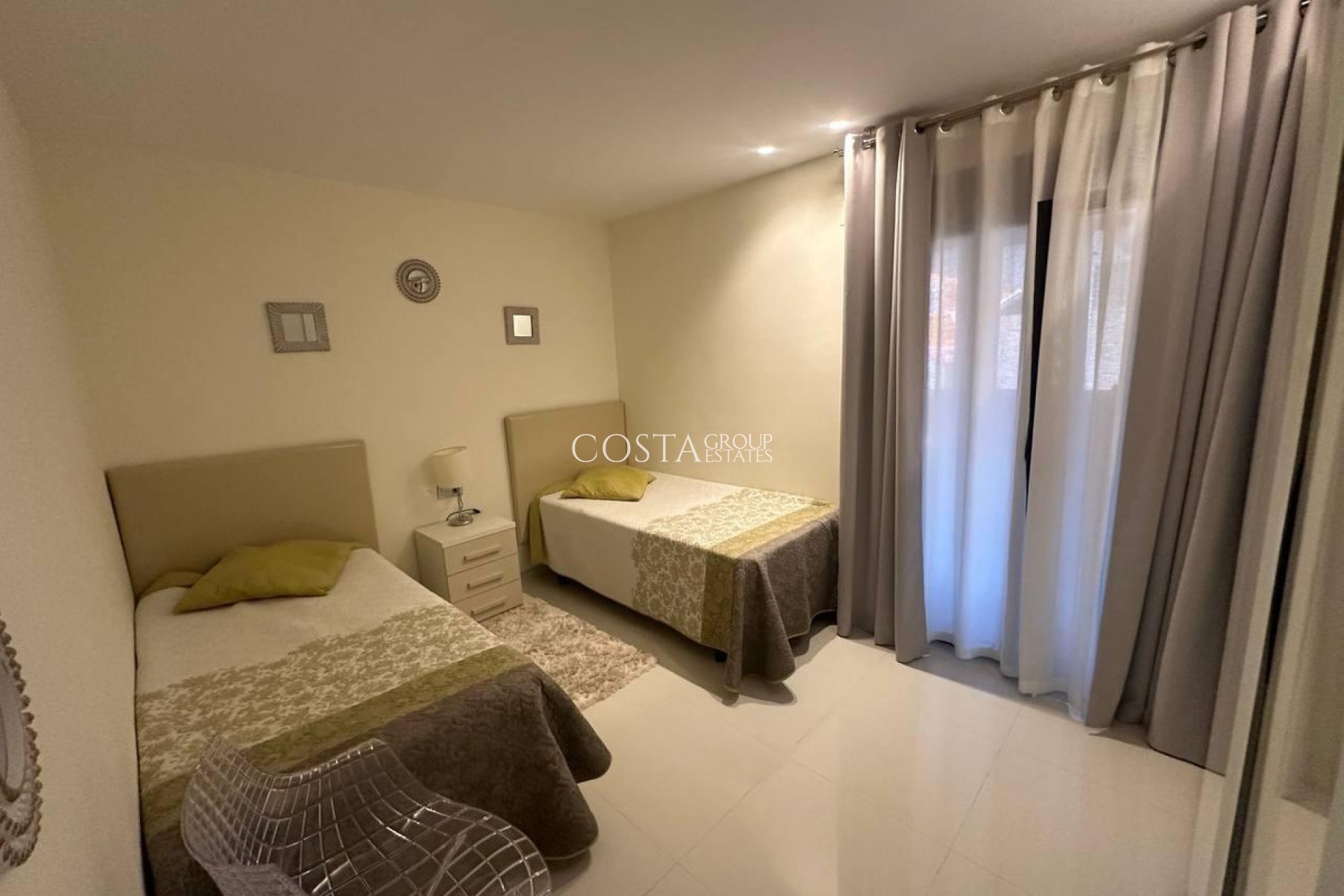 Wiederverkauf - Apartments -
Torrevieja - Torrevieja Centro