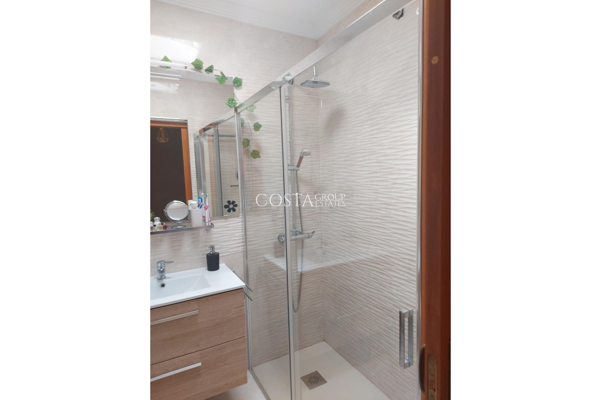 Wiederverkauf - Apartments -
Torrevieja - Torrevieja Centro