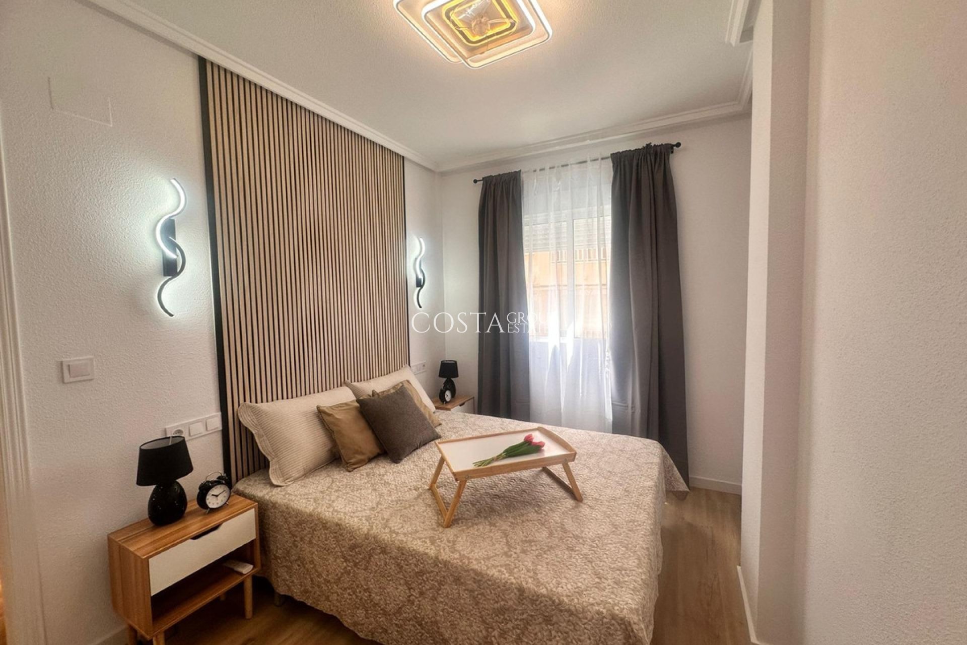 Wiederverkauf - Apartments -
Torrevieja - Torrevieja Centro
