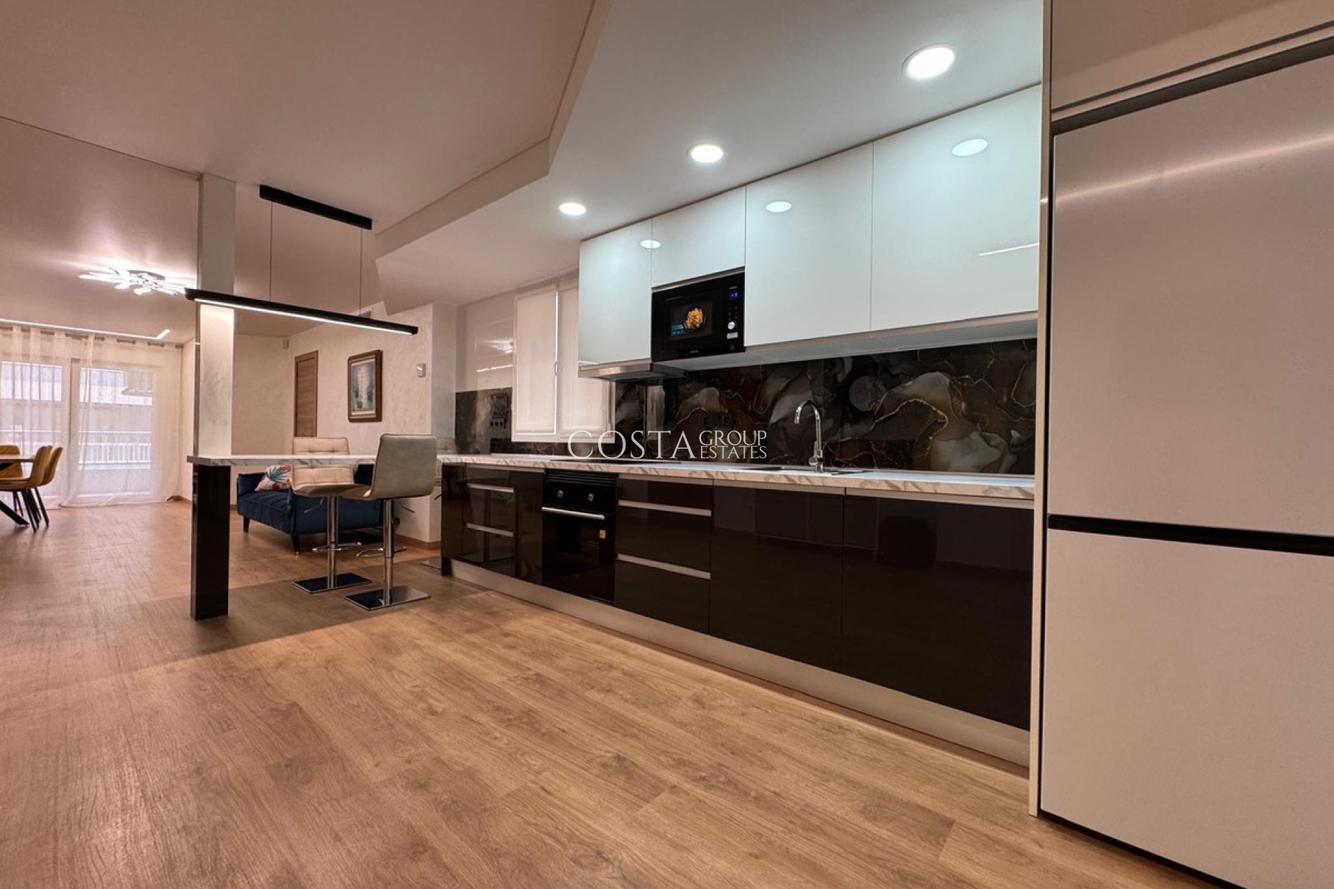 Wiederverkauf - Apartments -
Torrevieja - Torrevieja Centro