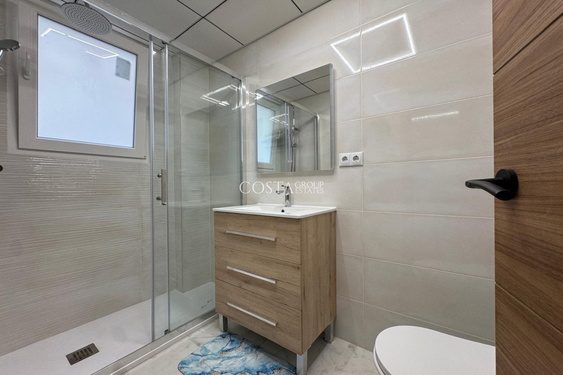 Wiederverkauf - Apartments -
Torrevieja - Torrevieja Centro