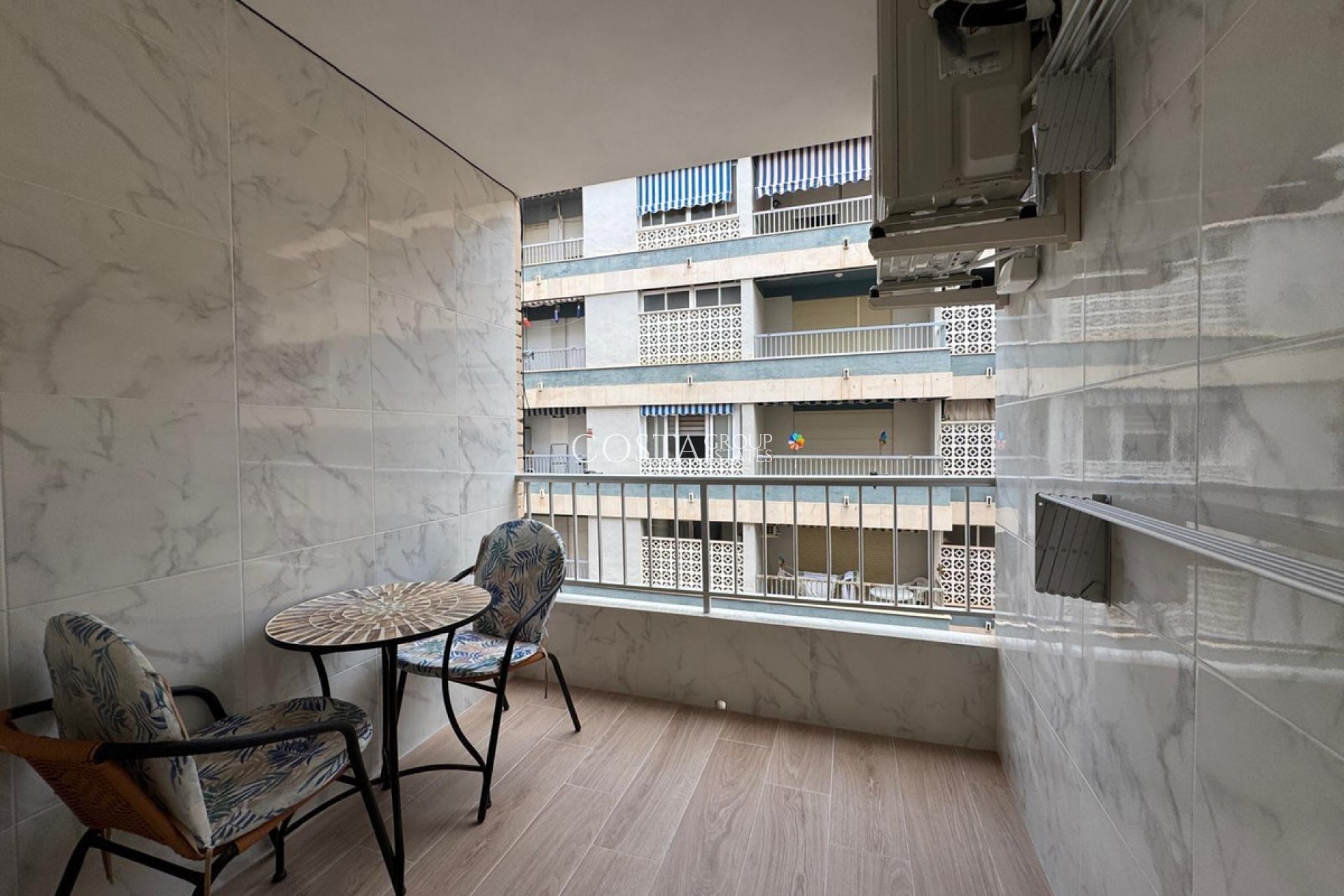 Wiederverkauf - Apartments -
Torrevieja - Torrevieja Centro