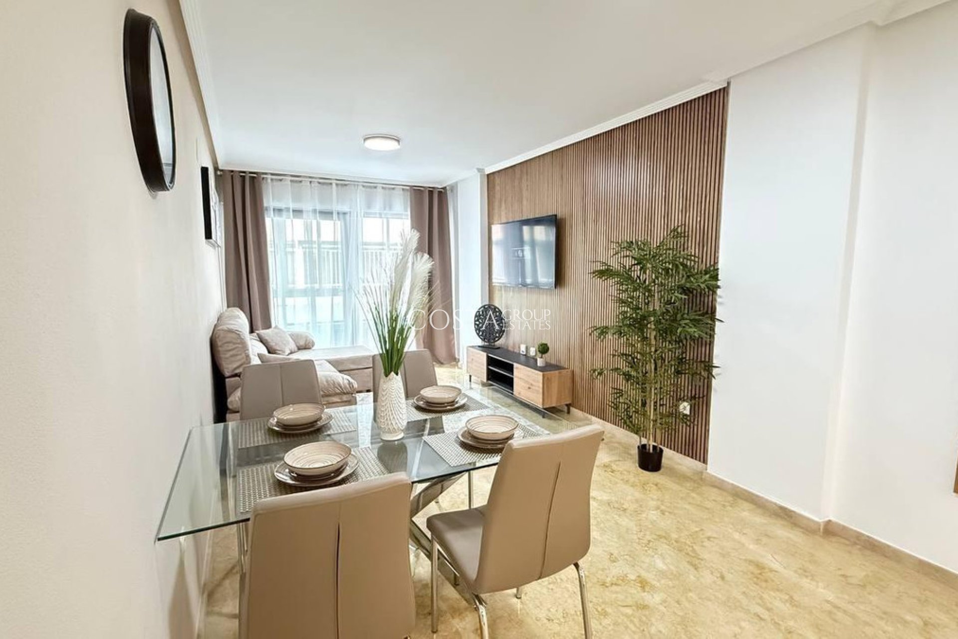 Wiederverkauf - Apartments -
Torrevieja - Torrevieja Centro