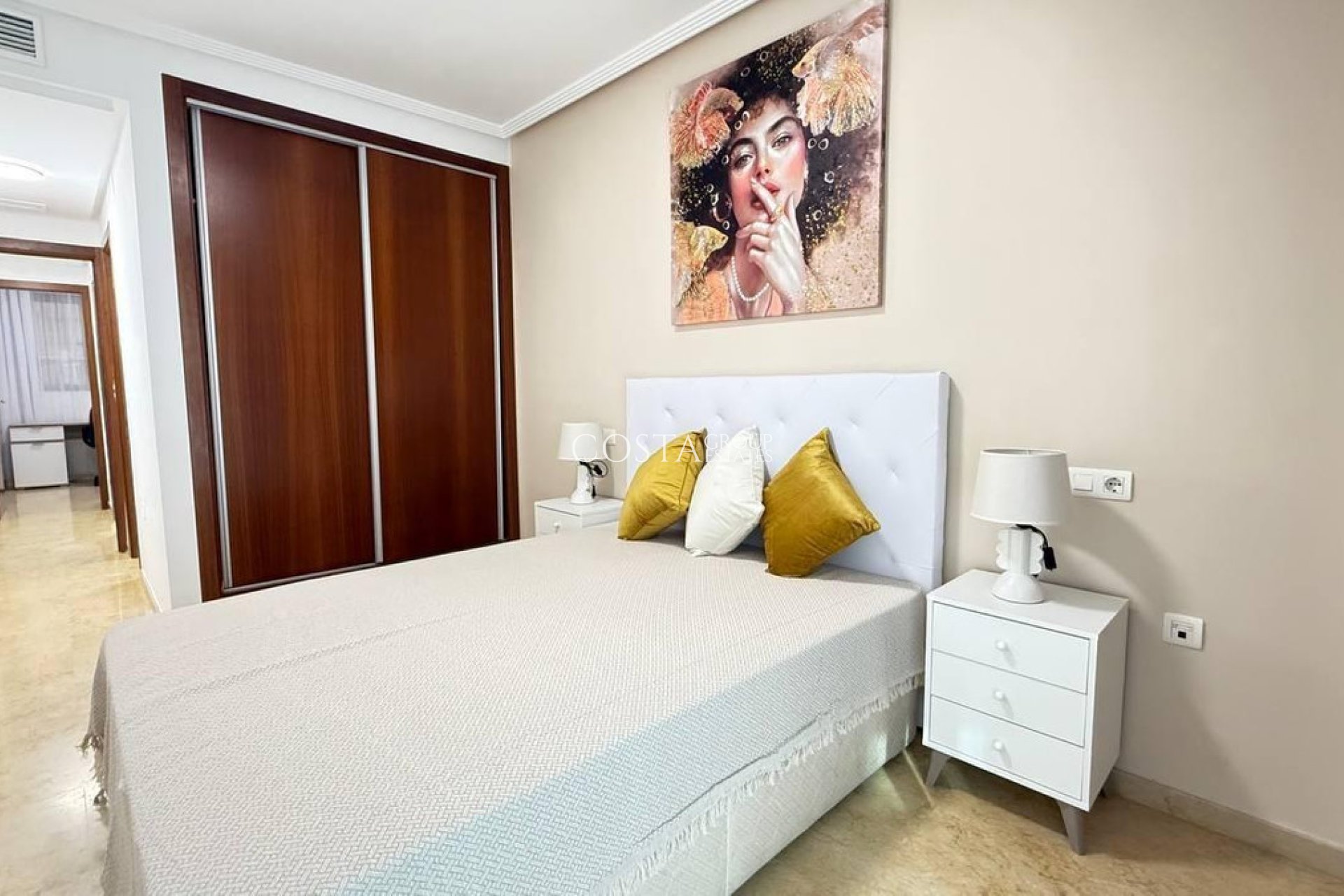 Wiederverkauf - Apartments -
Torrevieja - Torrevieja Centro