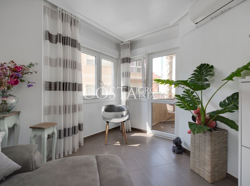 Wiederverkauf - Apartments -
Torrevieja - Torrevieja Centro