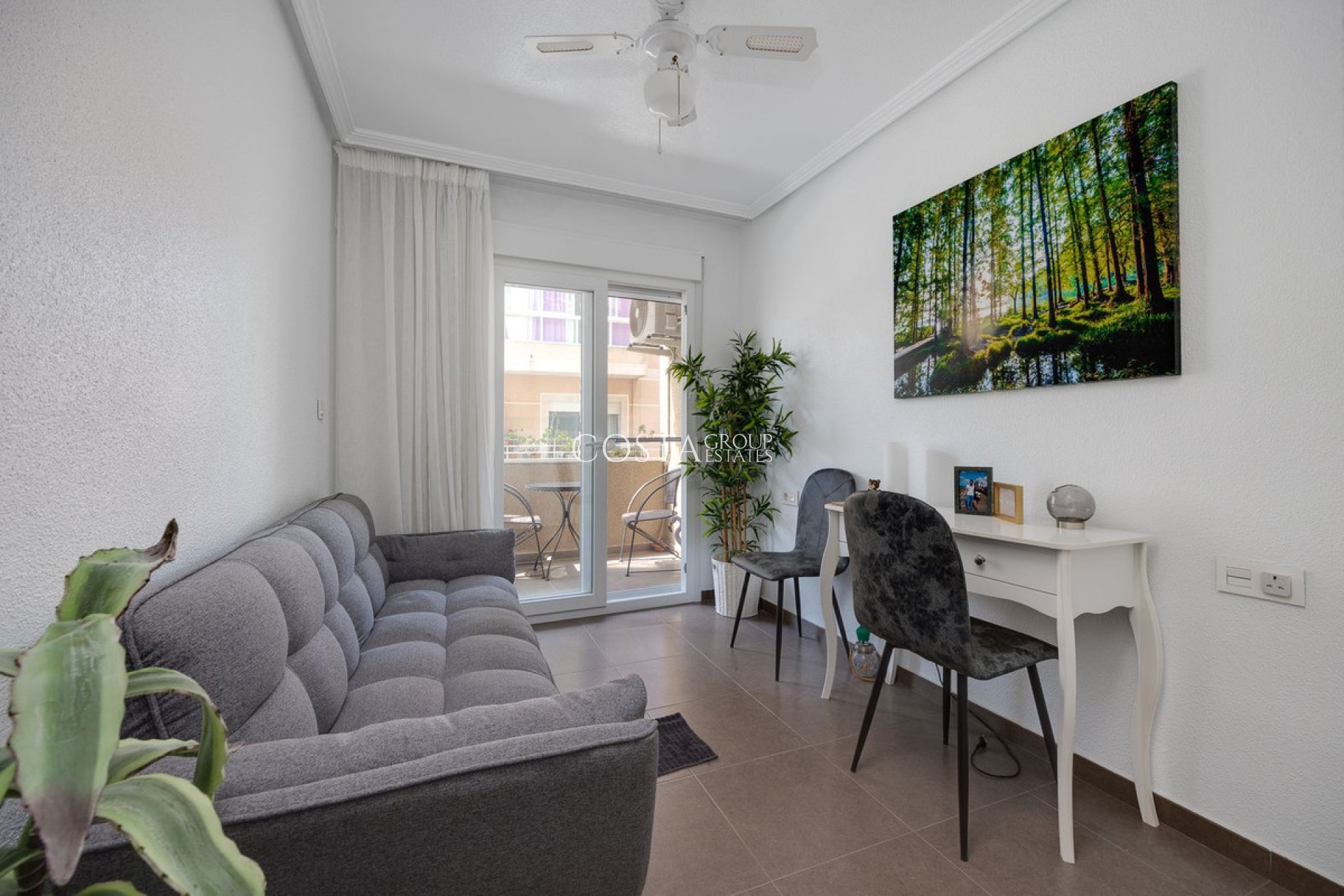 Wiederverkauf - Apartments -
Torrevieja - Torrevieja Centro
