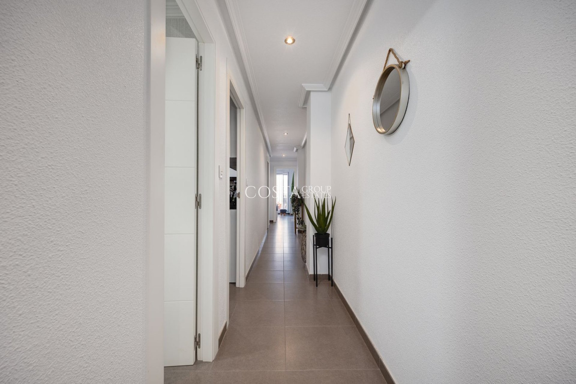 Wiederverkauf - Apartments -
Torrevieja - Torrevieja Centro